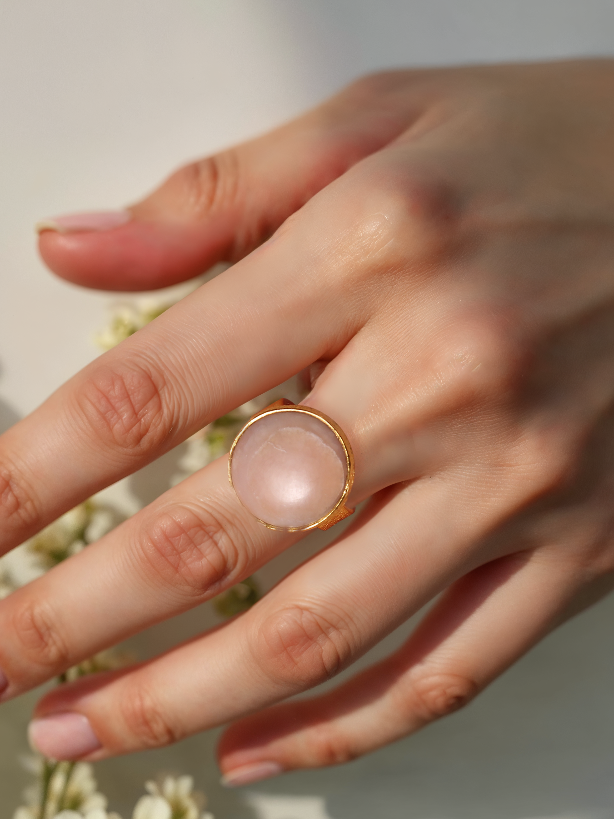saani - Peach Moonstone Saturn Ring