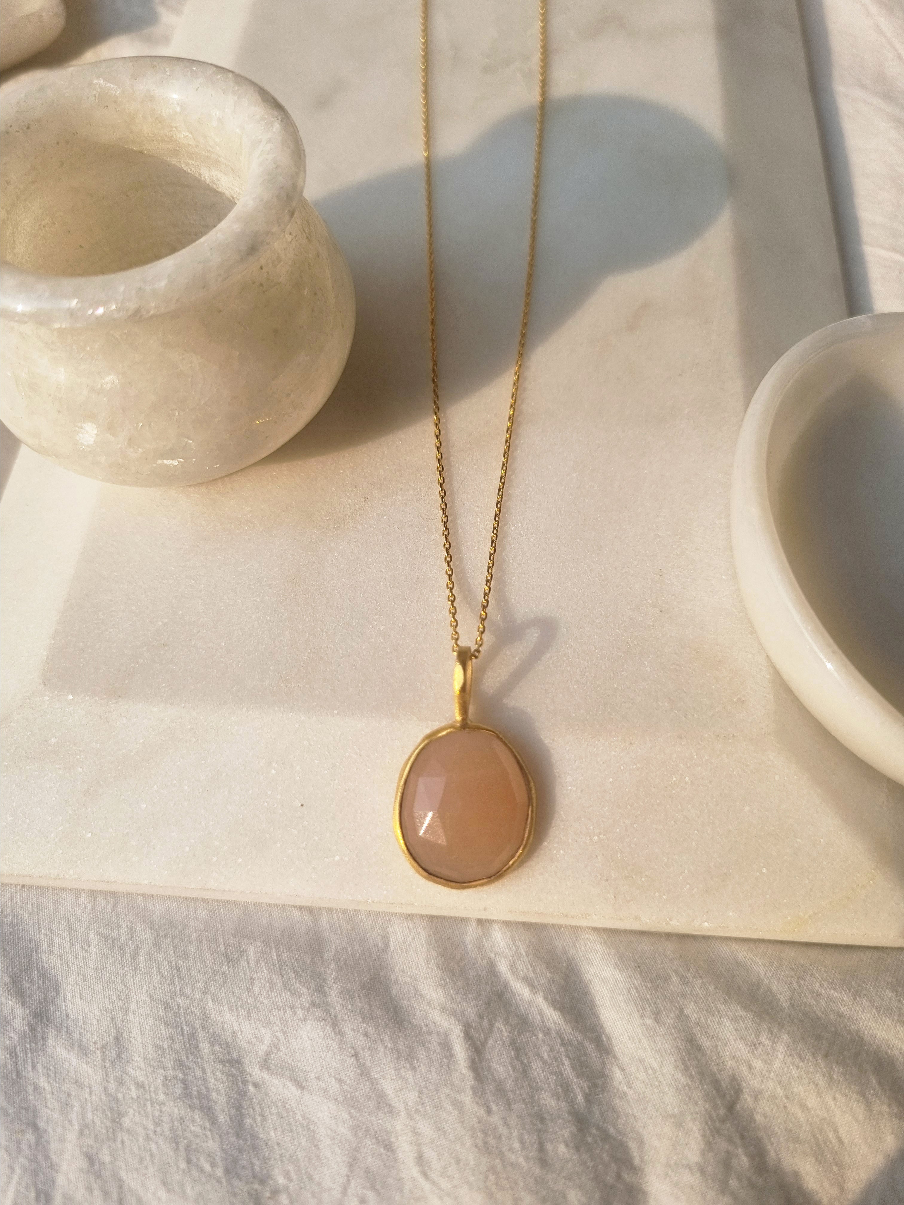 abhya - Peach Moonstone Soul Pendant