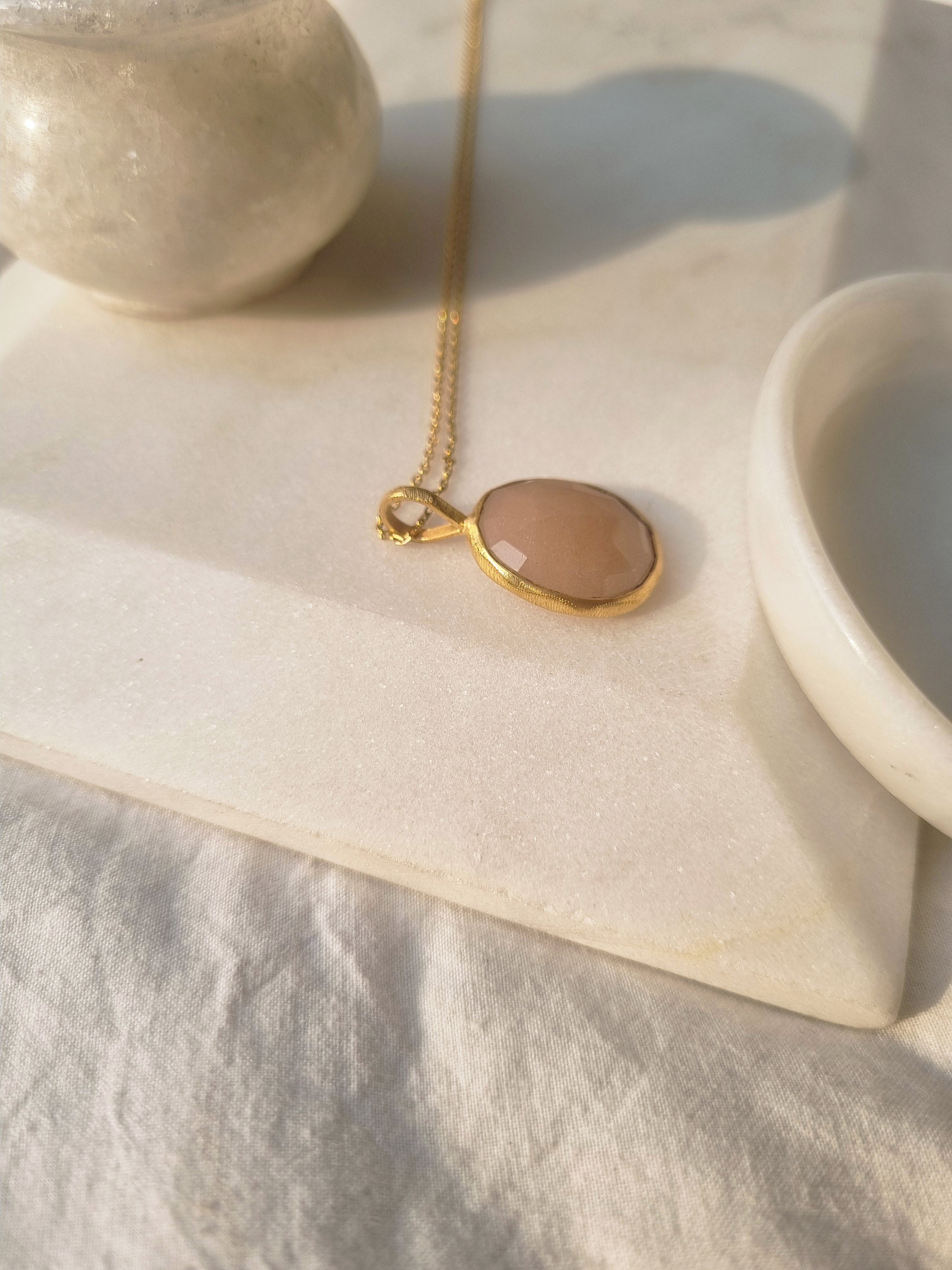 abhya - Peach Moonstone Soul Pendant