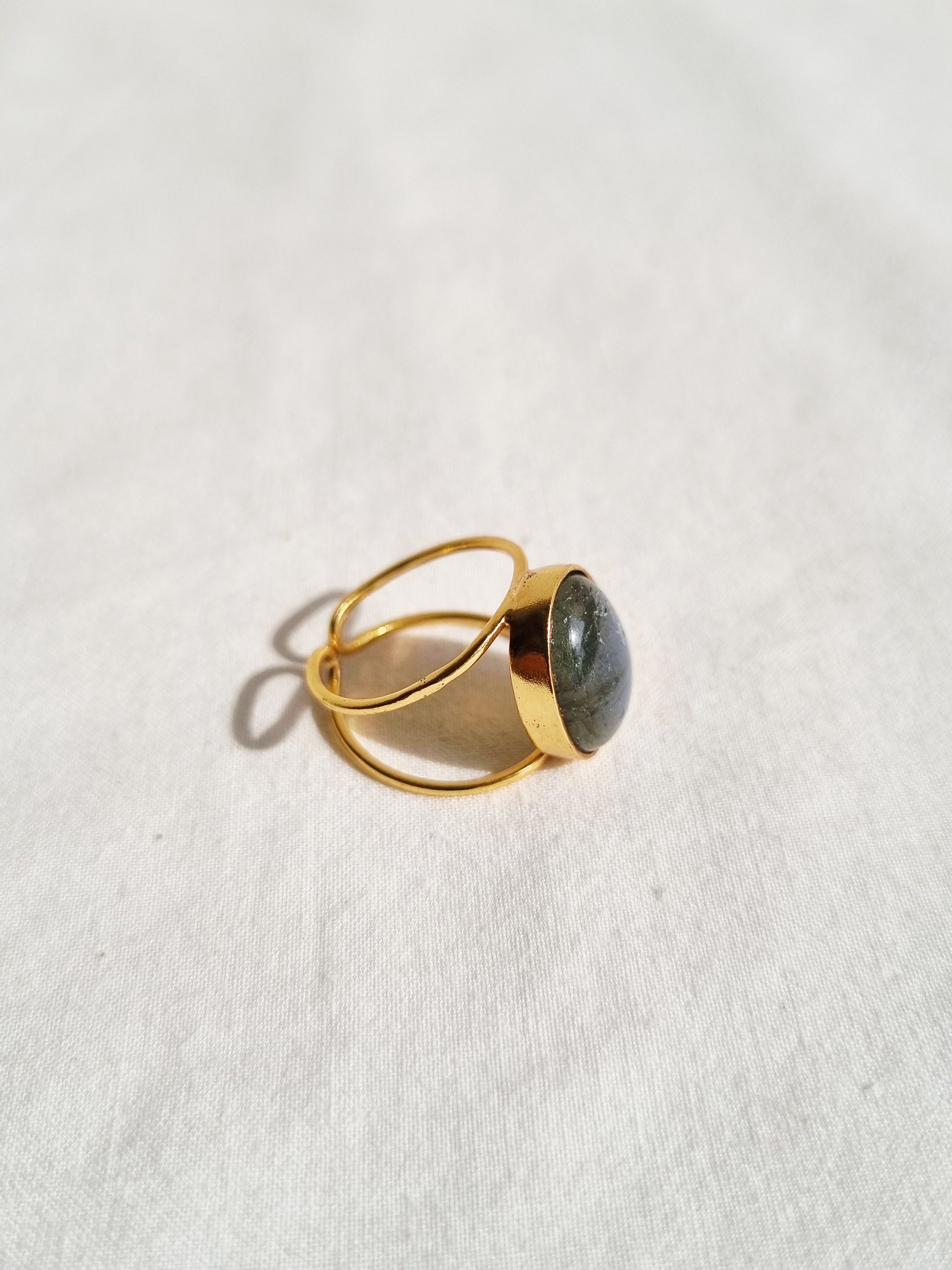 vartha - Labradorite Olivia Ring