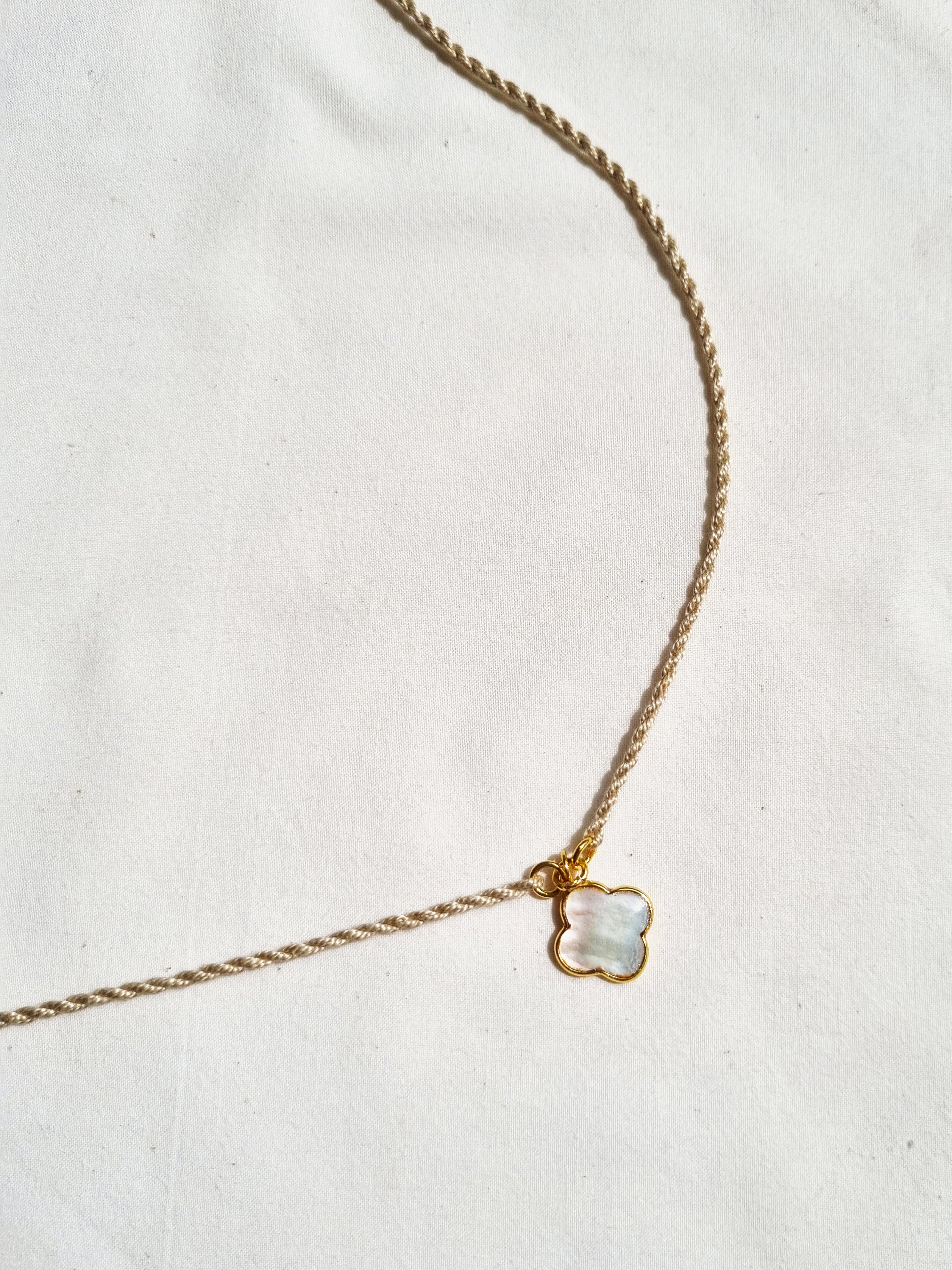 kasana - Mother of Pearl Clover Charm Rakhi
