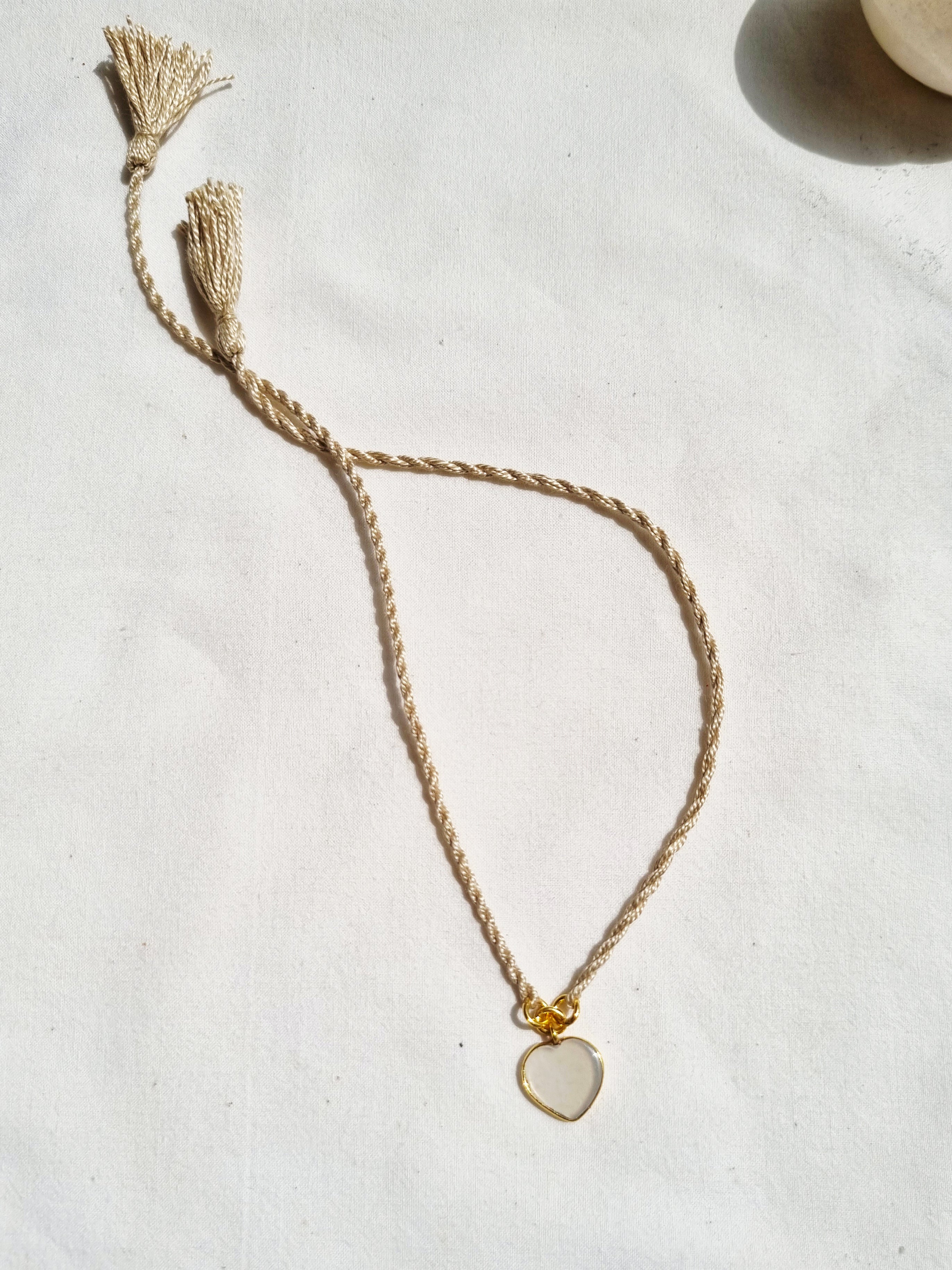 hart - White Moonstone Heart Charm Rakhi
