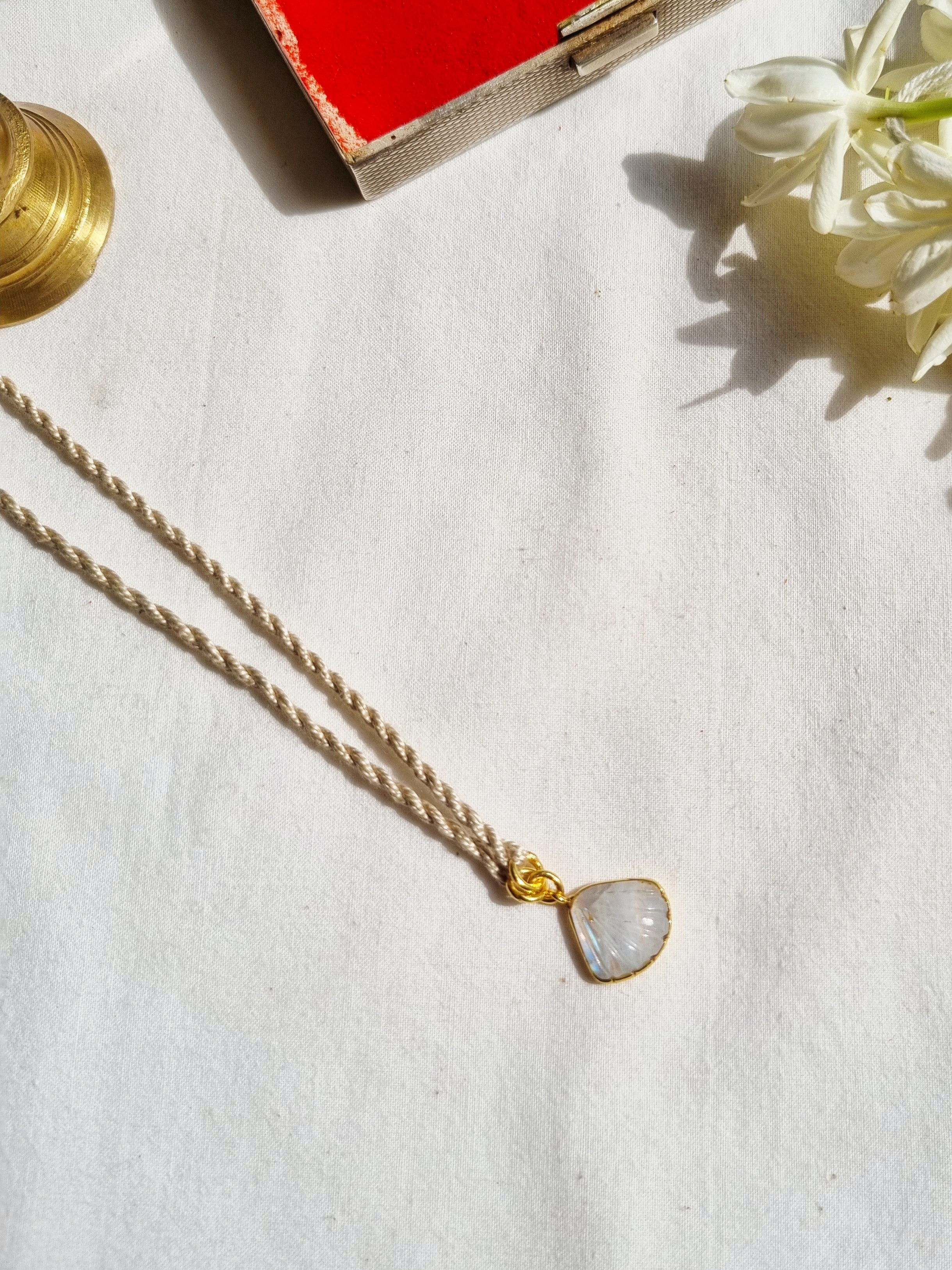 sankha- Rainbow Moonstone Shell Charm Rakhi
