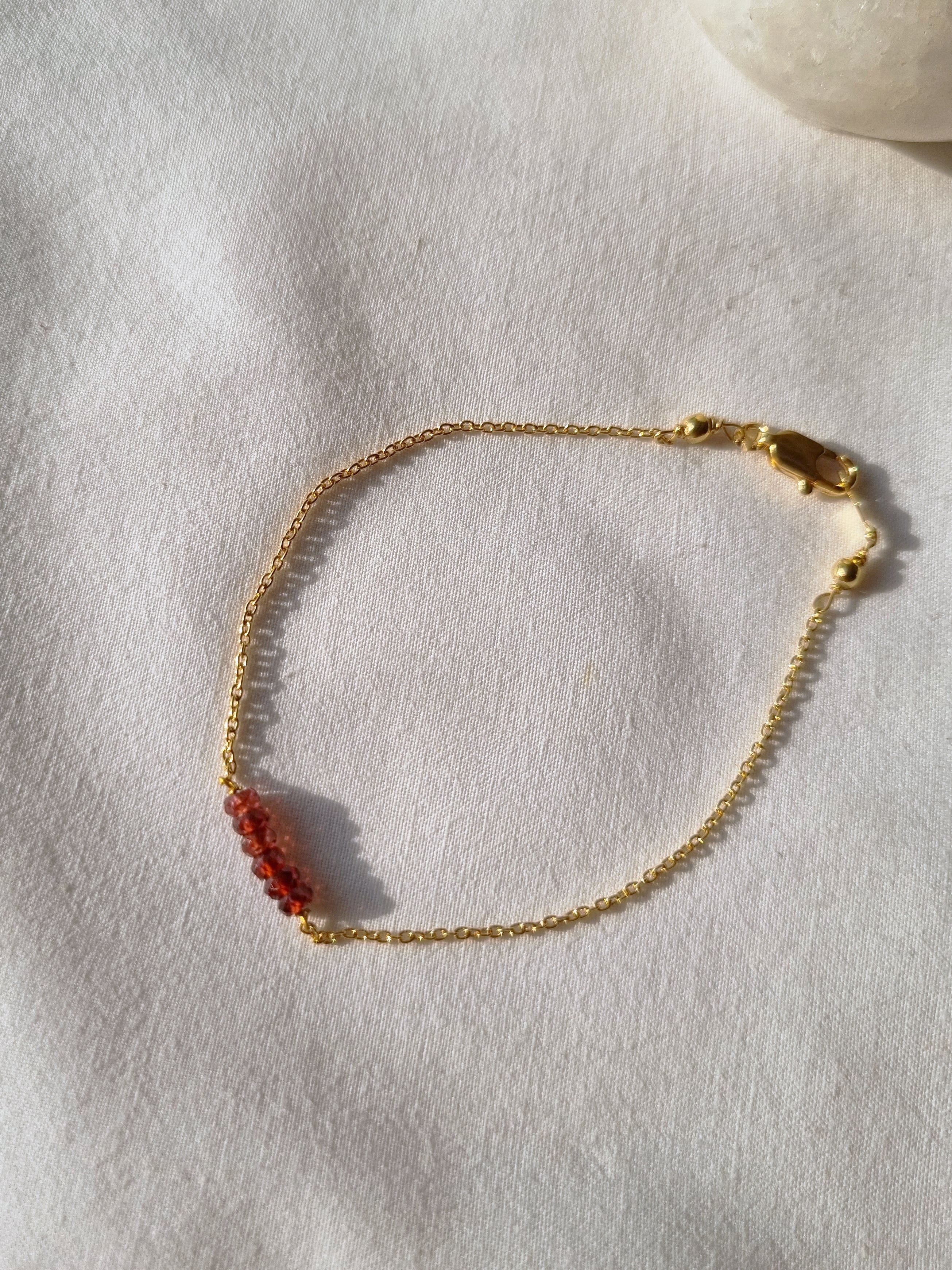 entilae - Garnet Baati Bar Bracelet