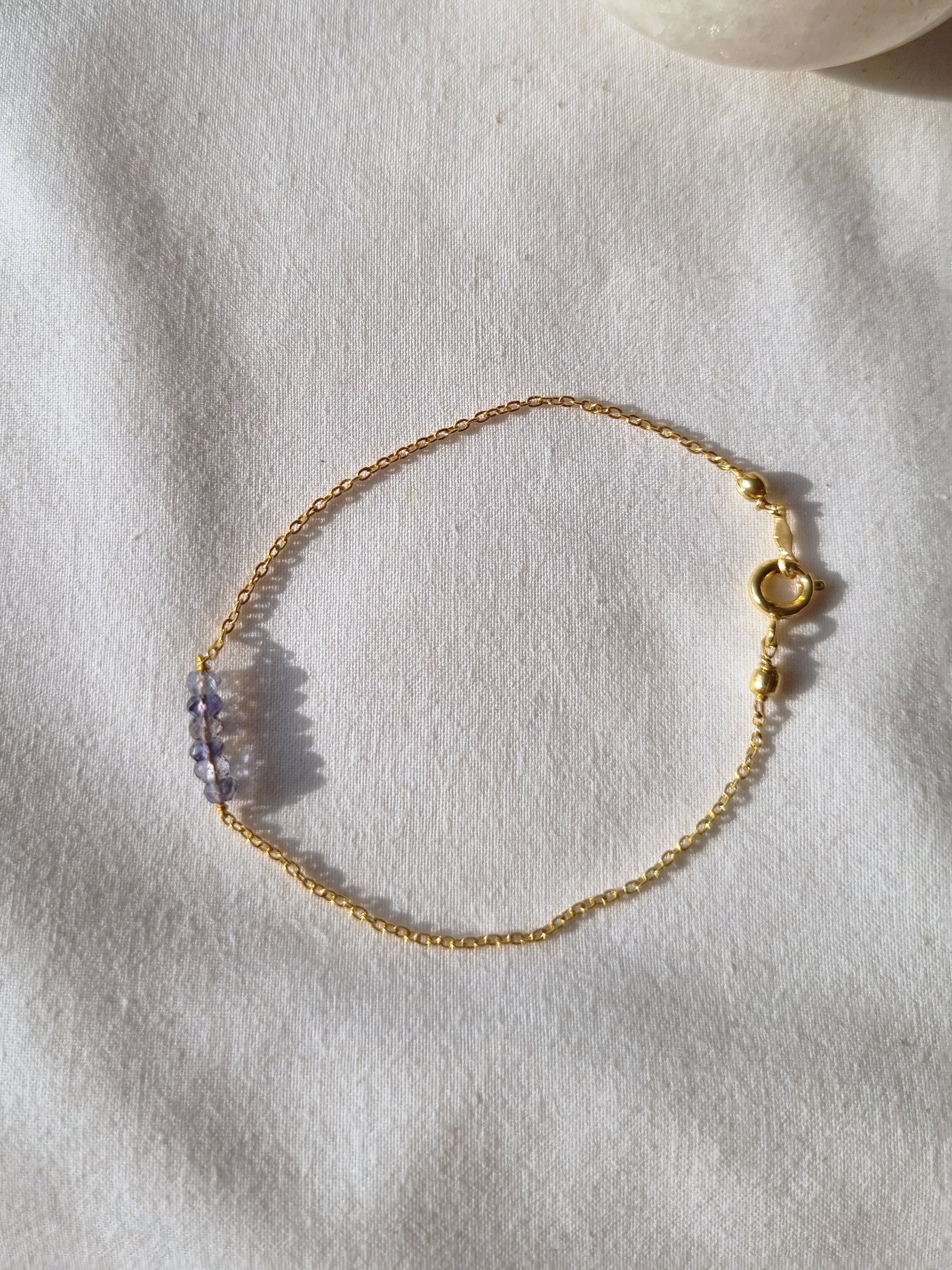 entilae - Iolite Baati Bar Bracelet