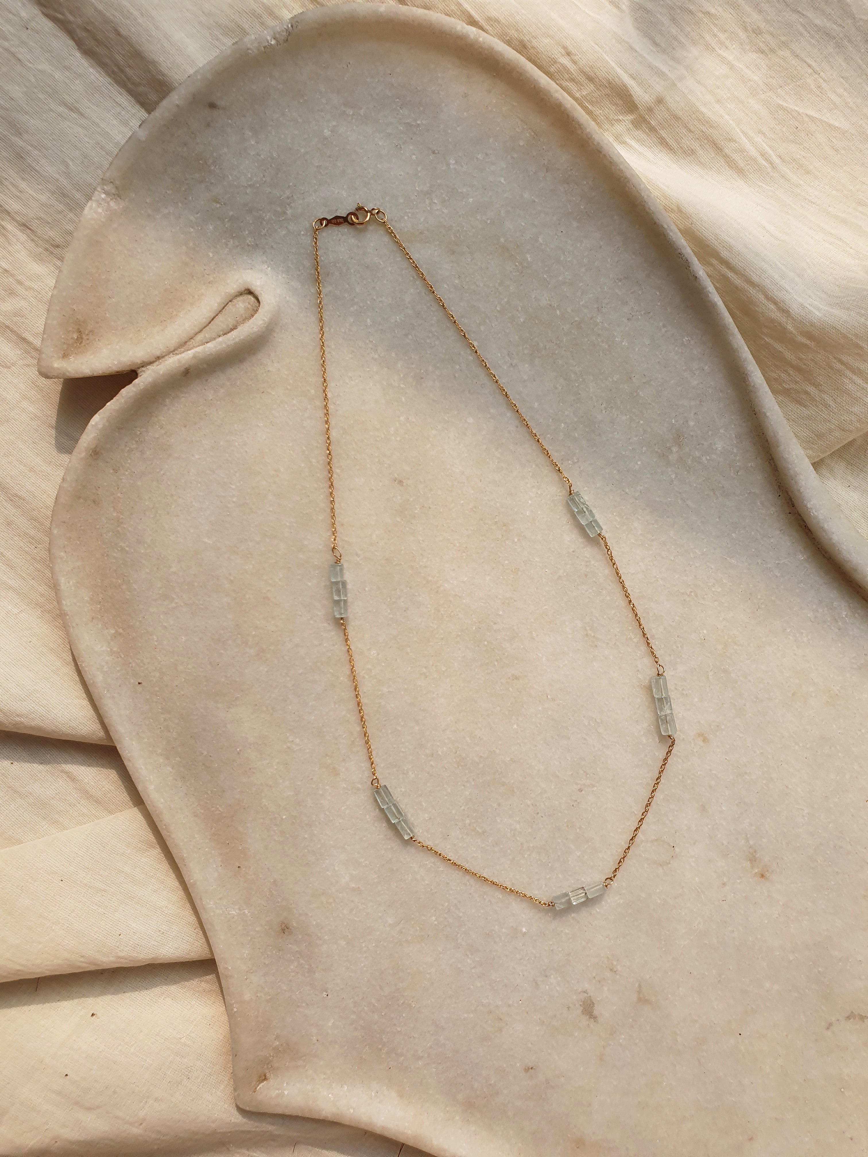 sarva - Aquamarine Tube Choker