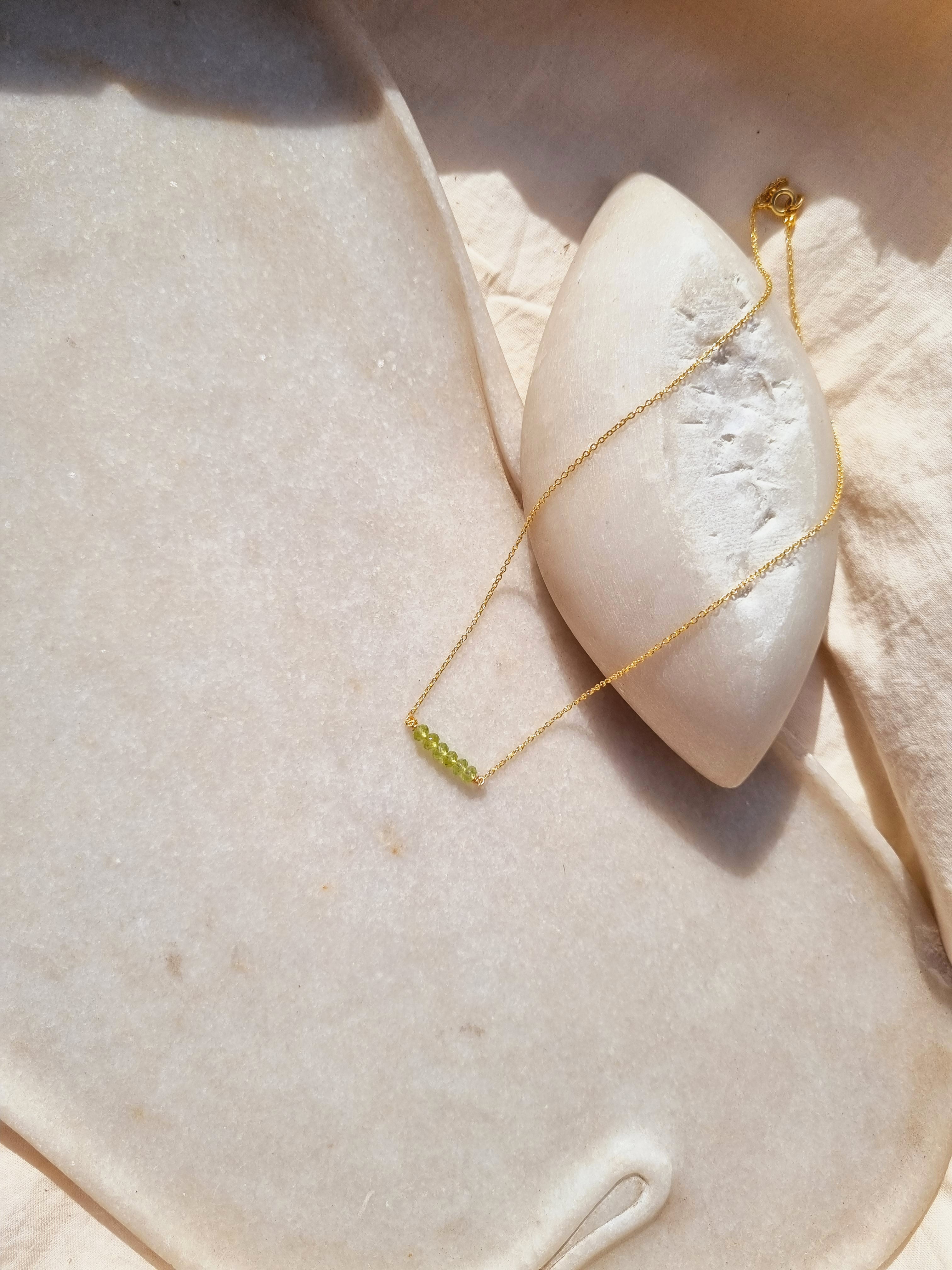 antilae - Peridot Baati Bar Pendant