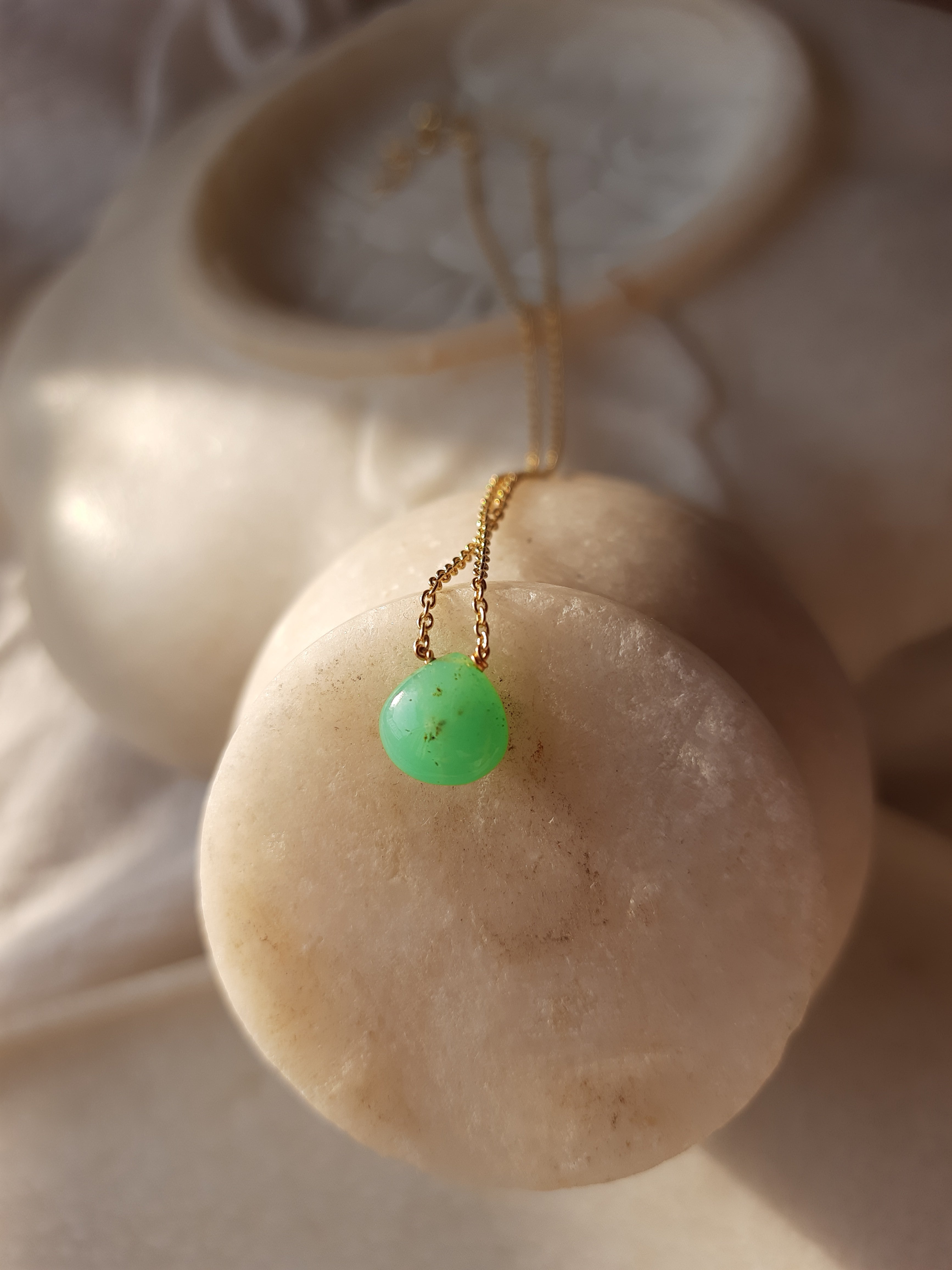 sete - Chrysoprase Heart Shaped Drop Pendant
