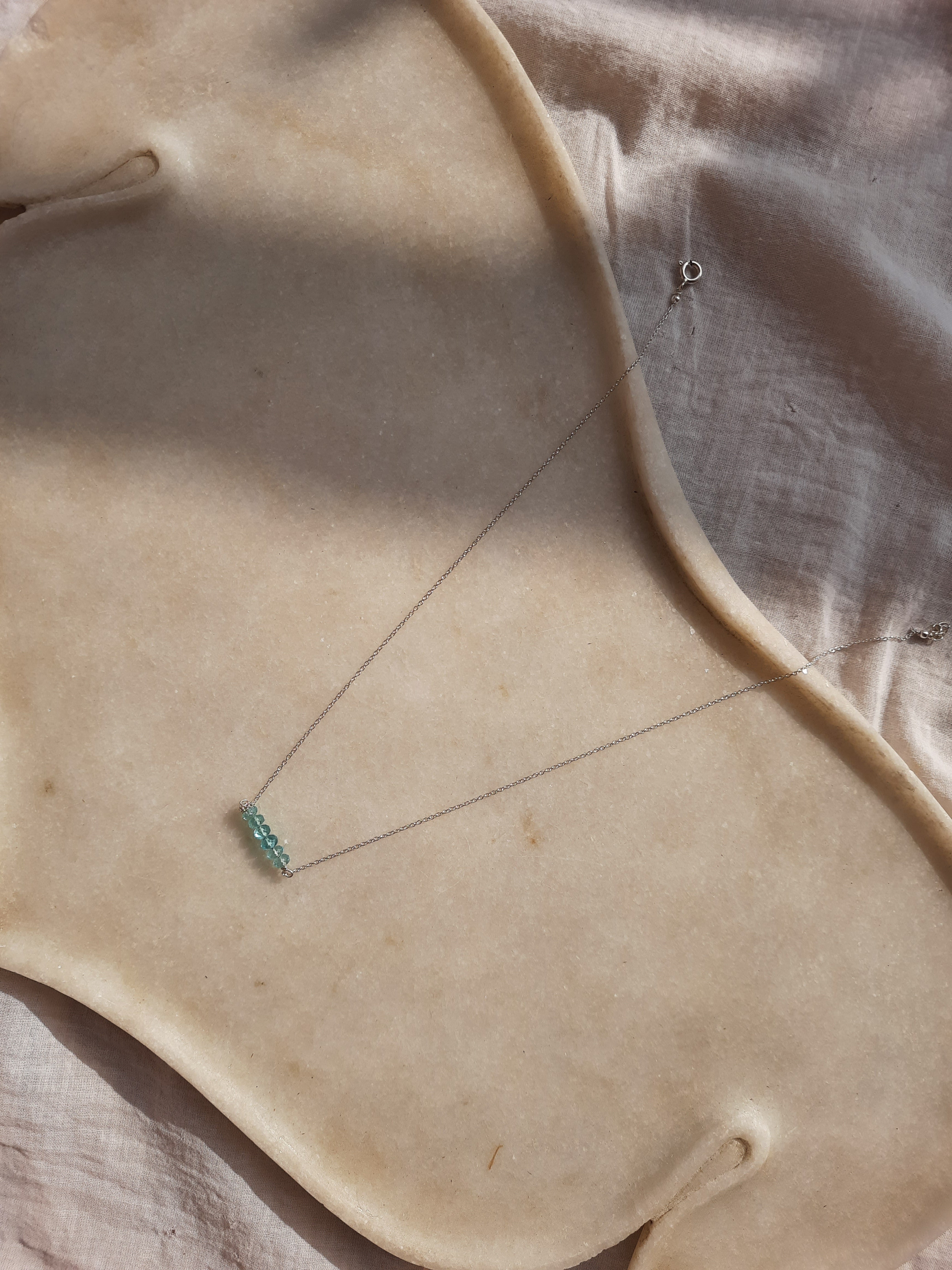 antilae - Apatite Baati Bar Pendant