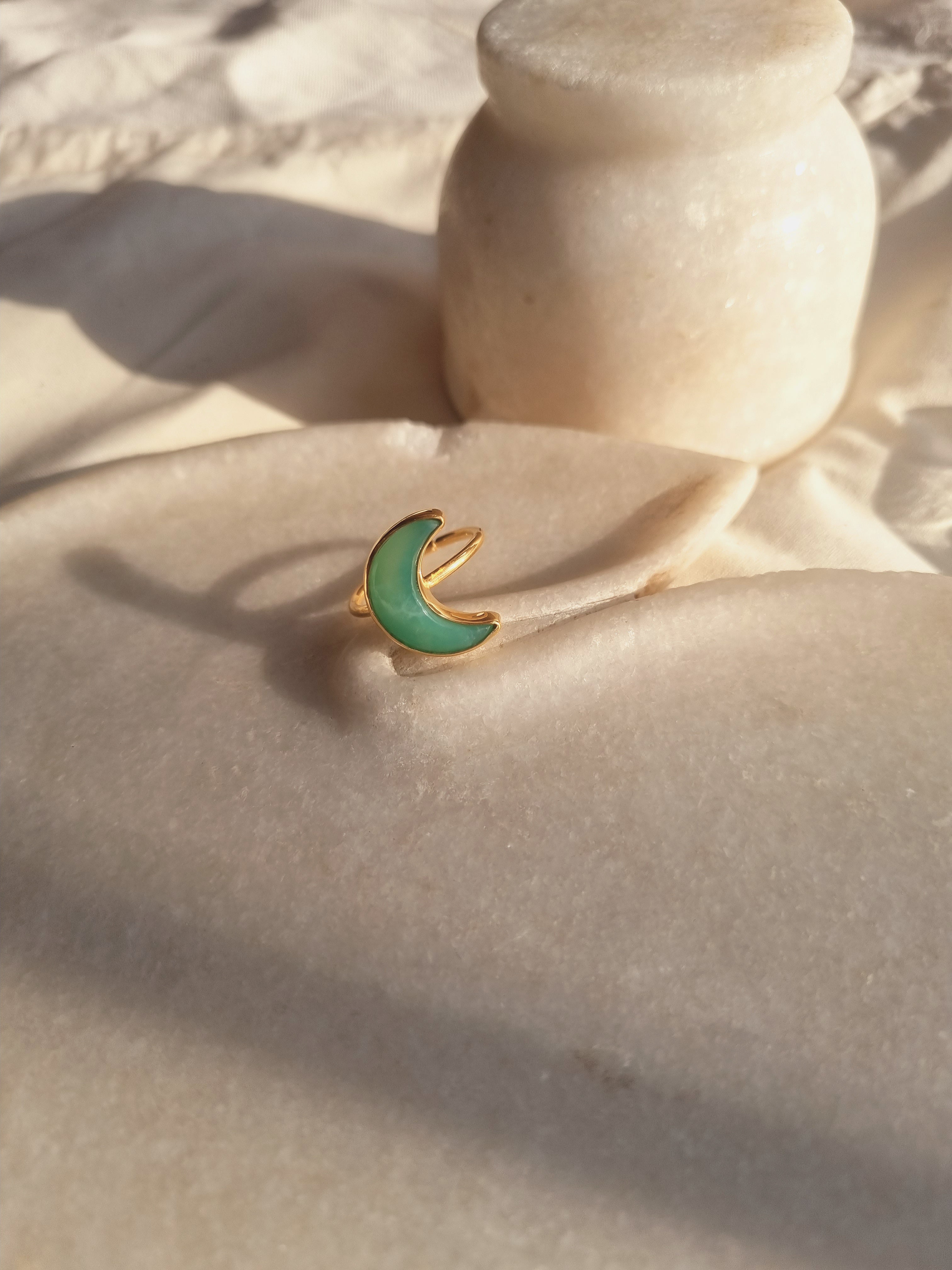 chandra - Chrysoprase Luna Ring