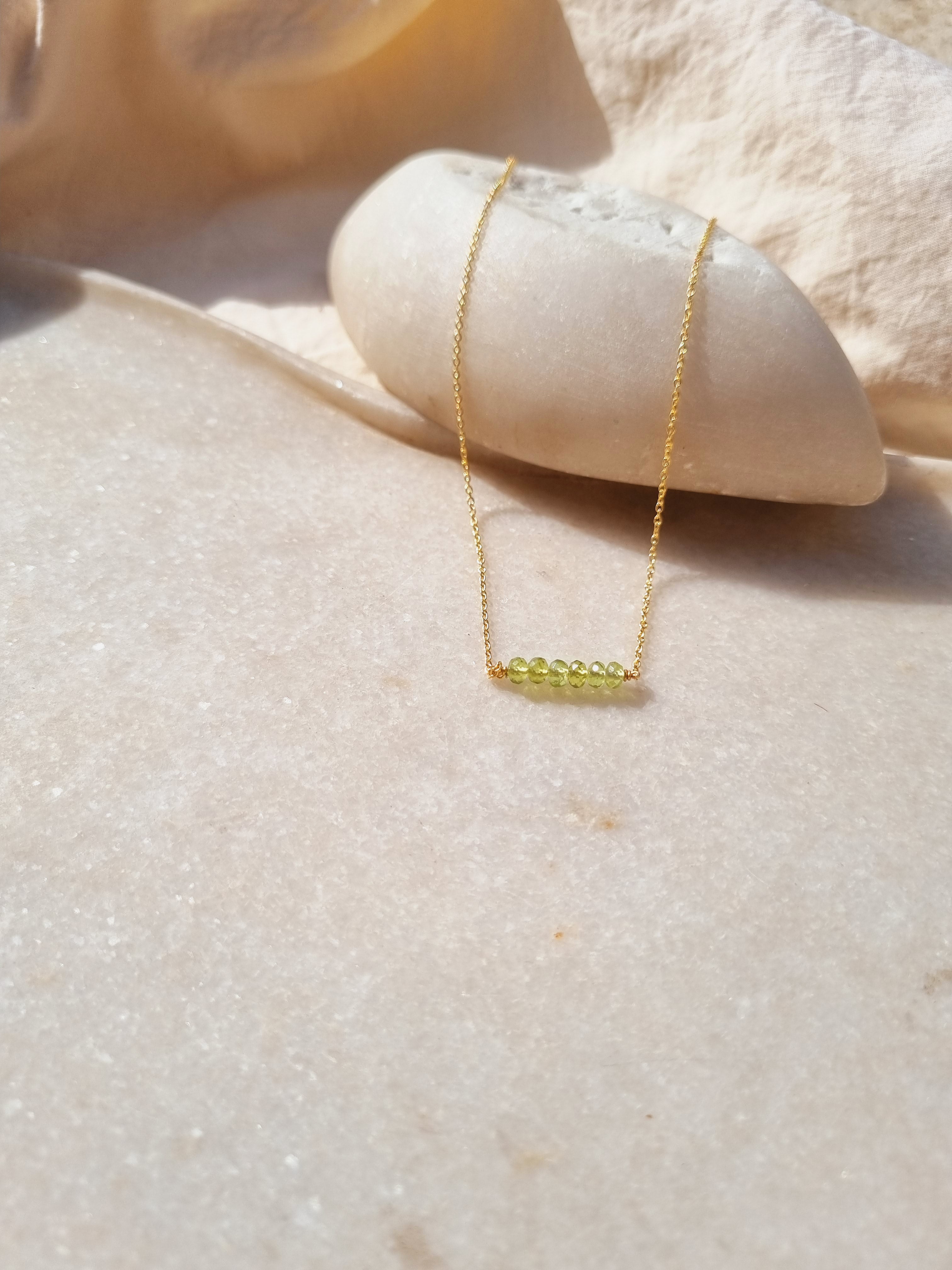 antilae - Peridot Baati Bar Pendant