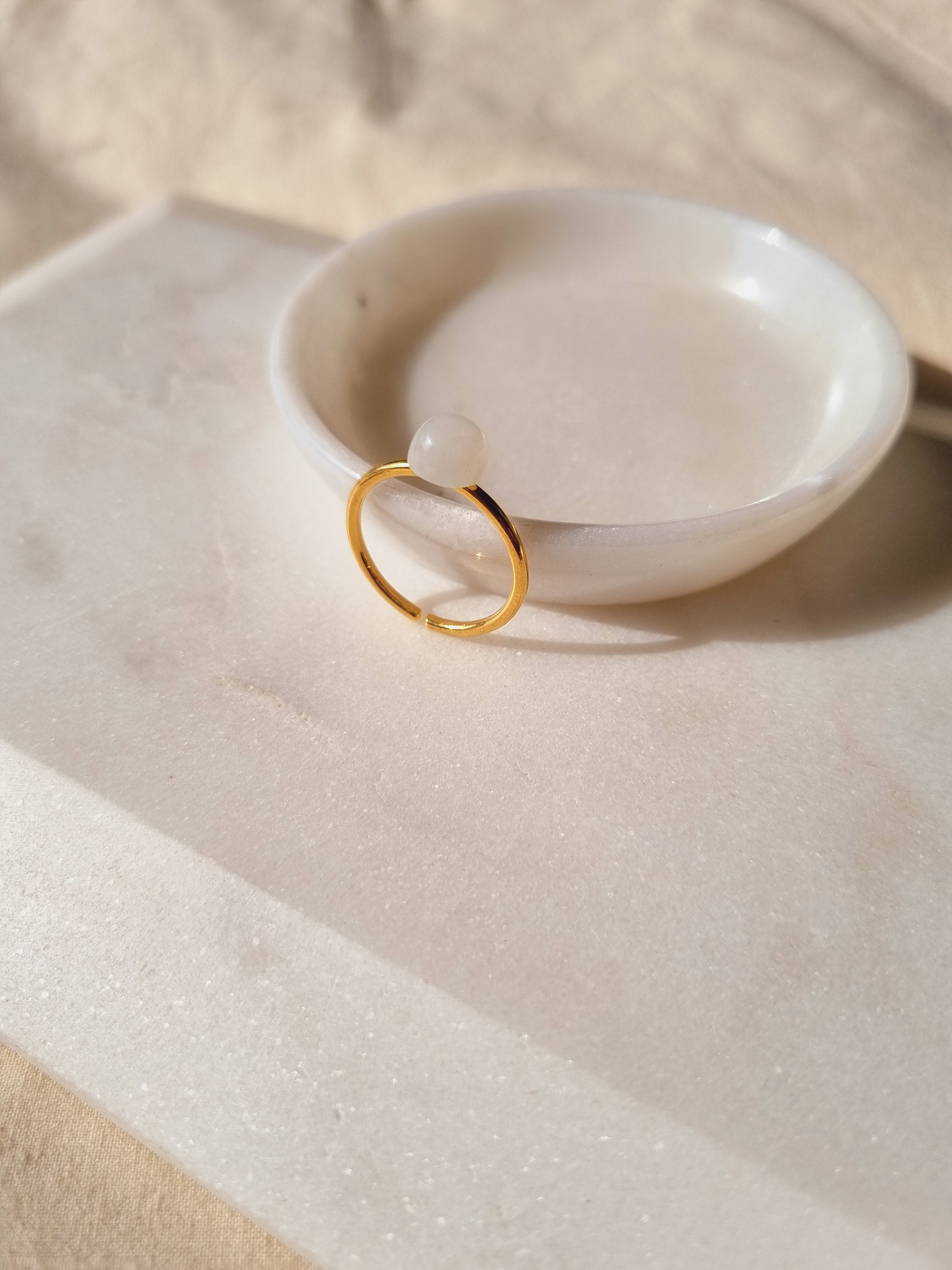 bhumi - White Moonstone Mood Ring