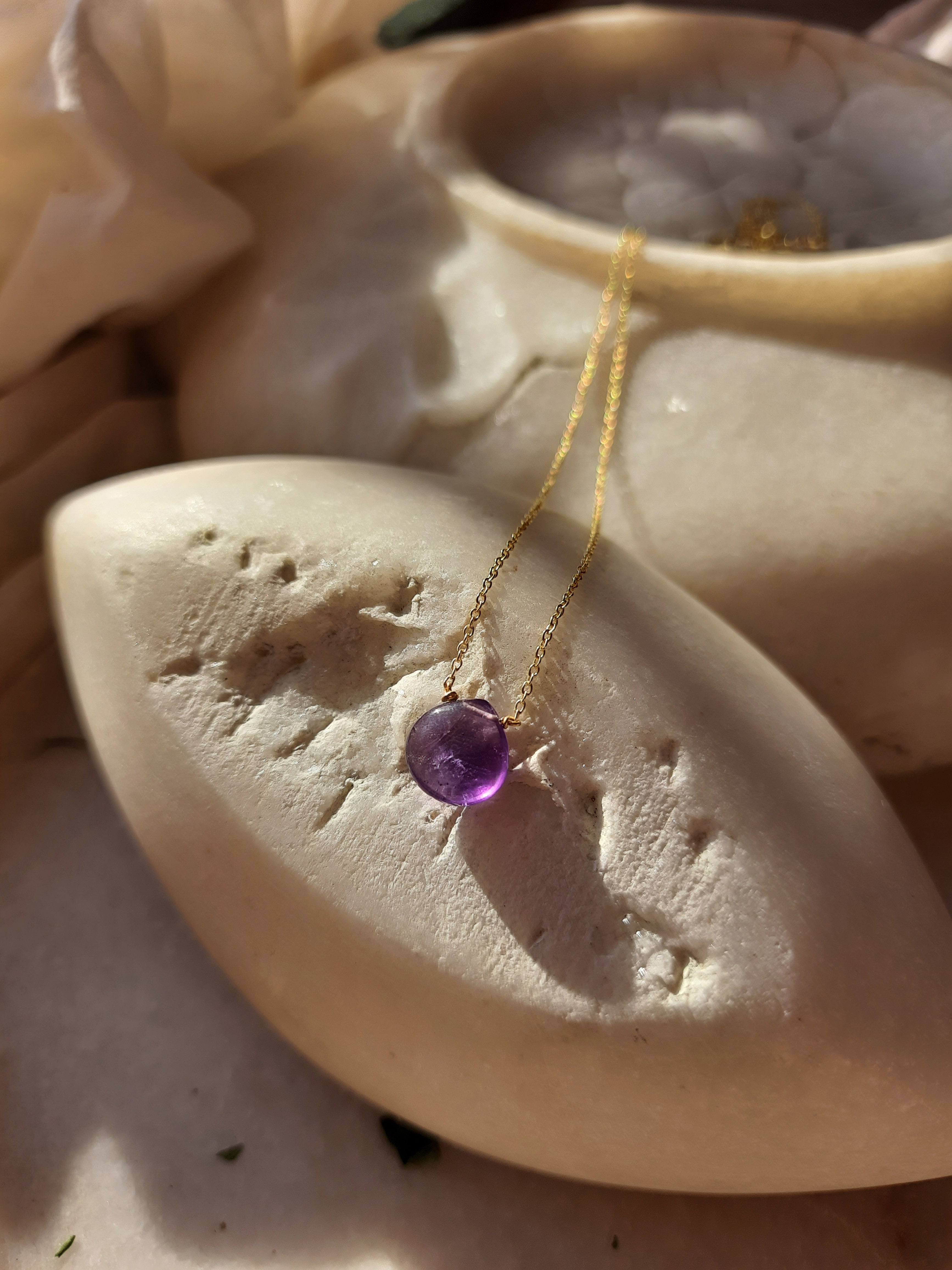 sete - Amethyst Heart Shaped Drop Pendant