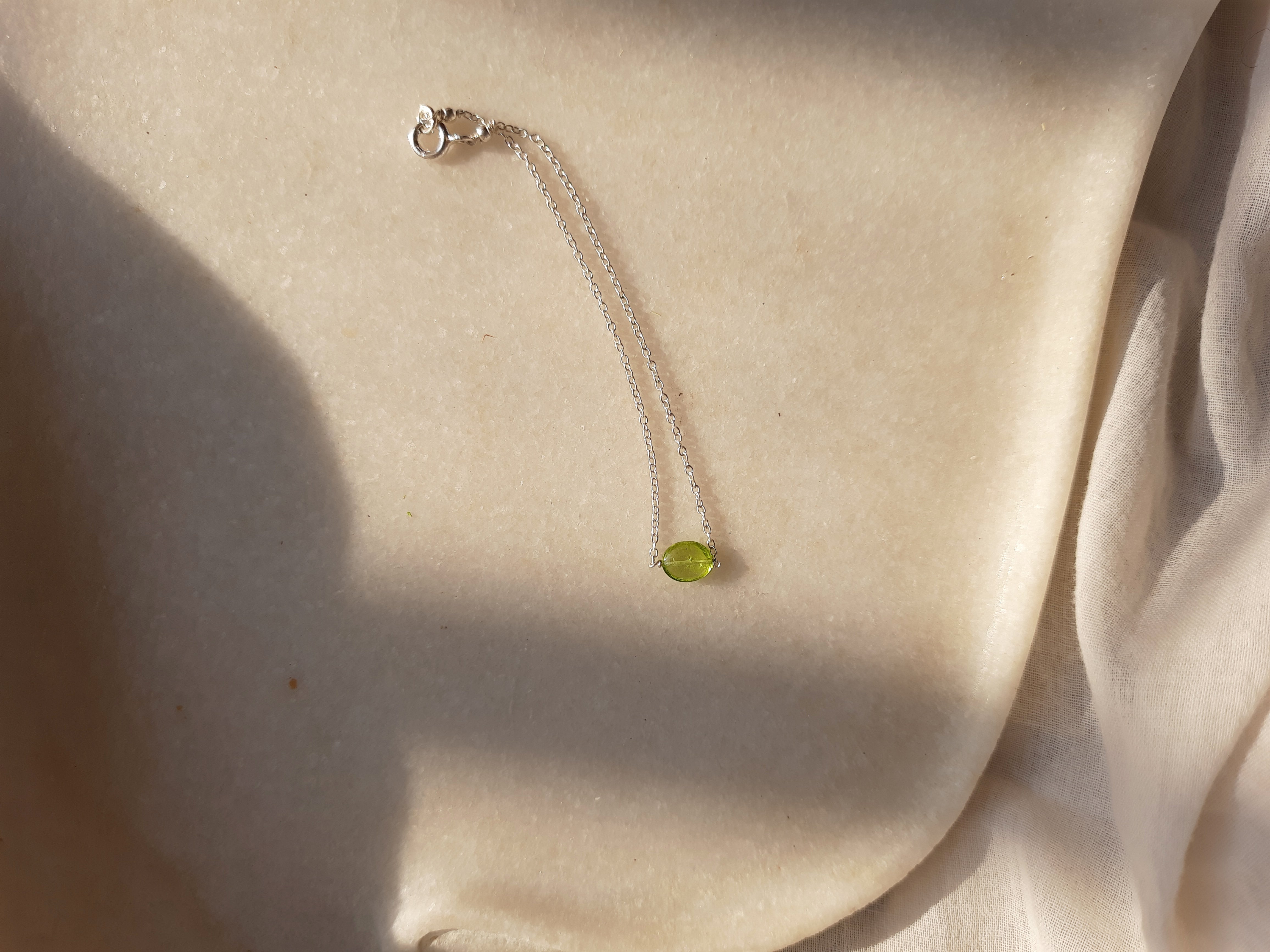 kesya - Peridot Oval Bracelet