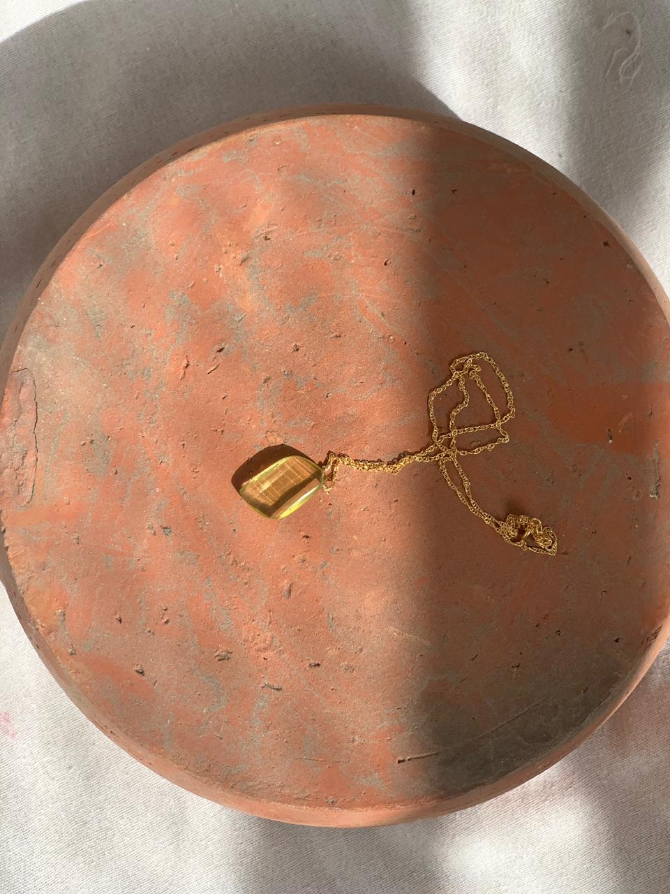 reeti - Lemon Quartz Pendant