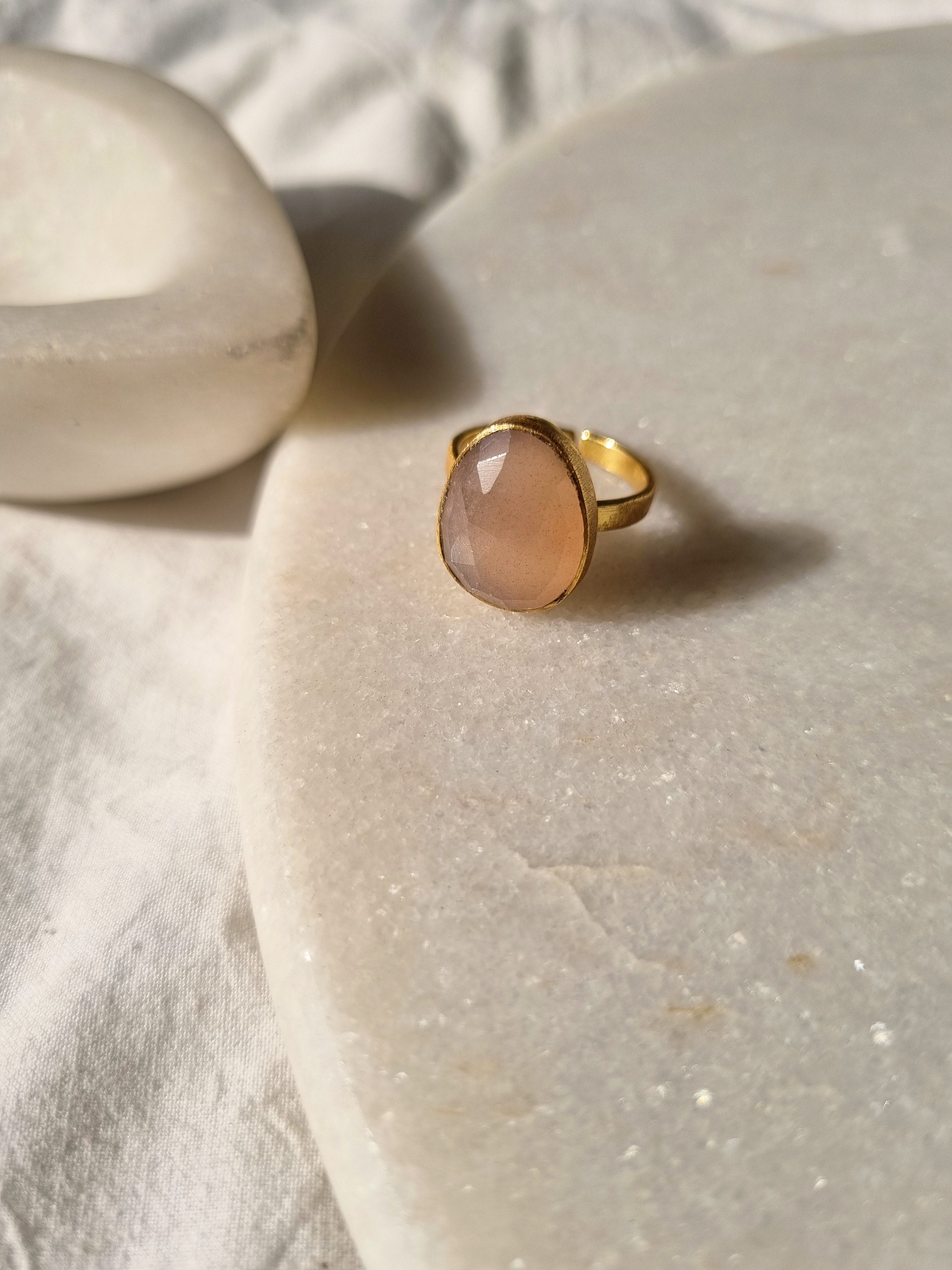 soul - Peach Moonstone Ring