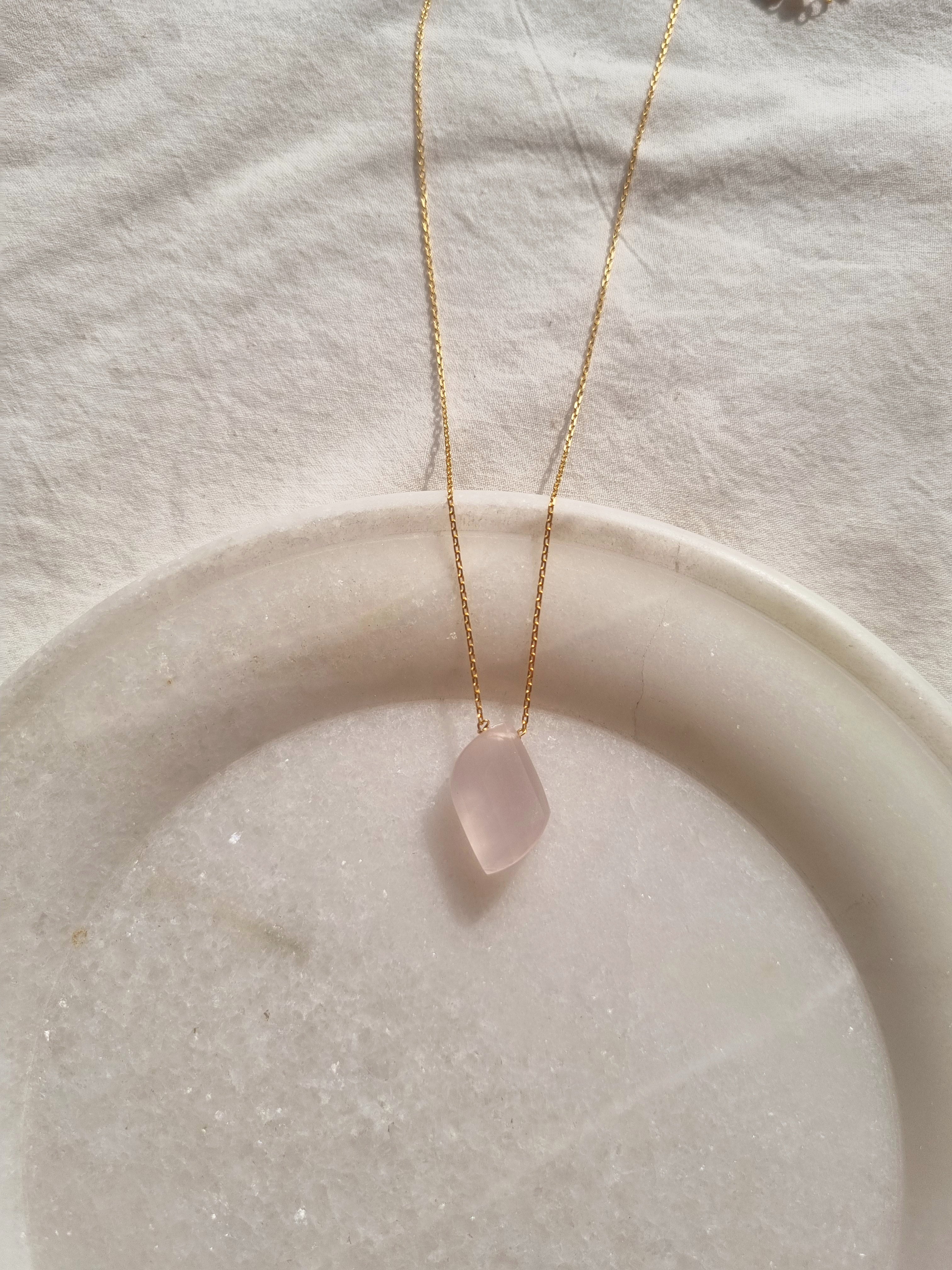 reeti - Rose Quartz Pendant