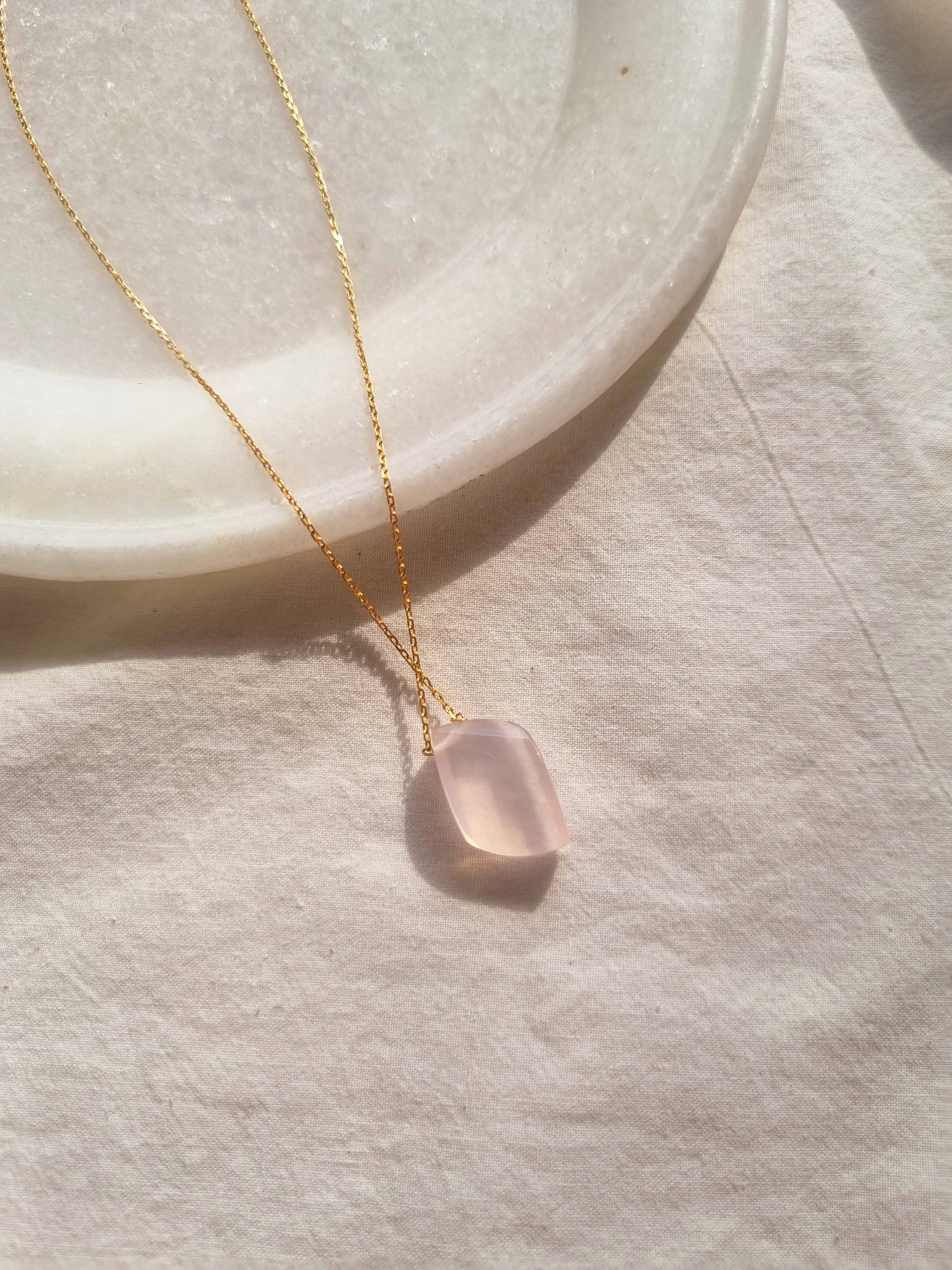 reeti - Rose Quartz Pendant