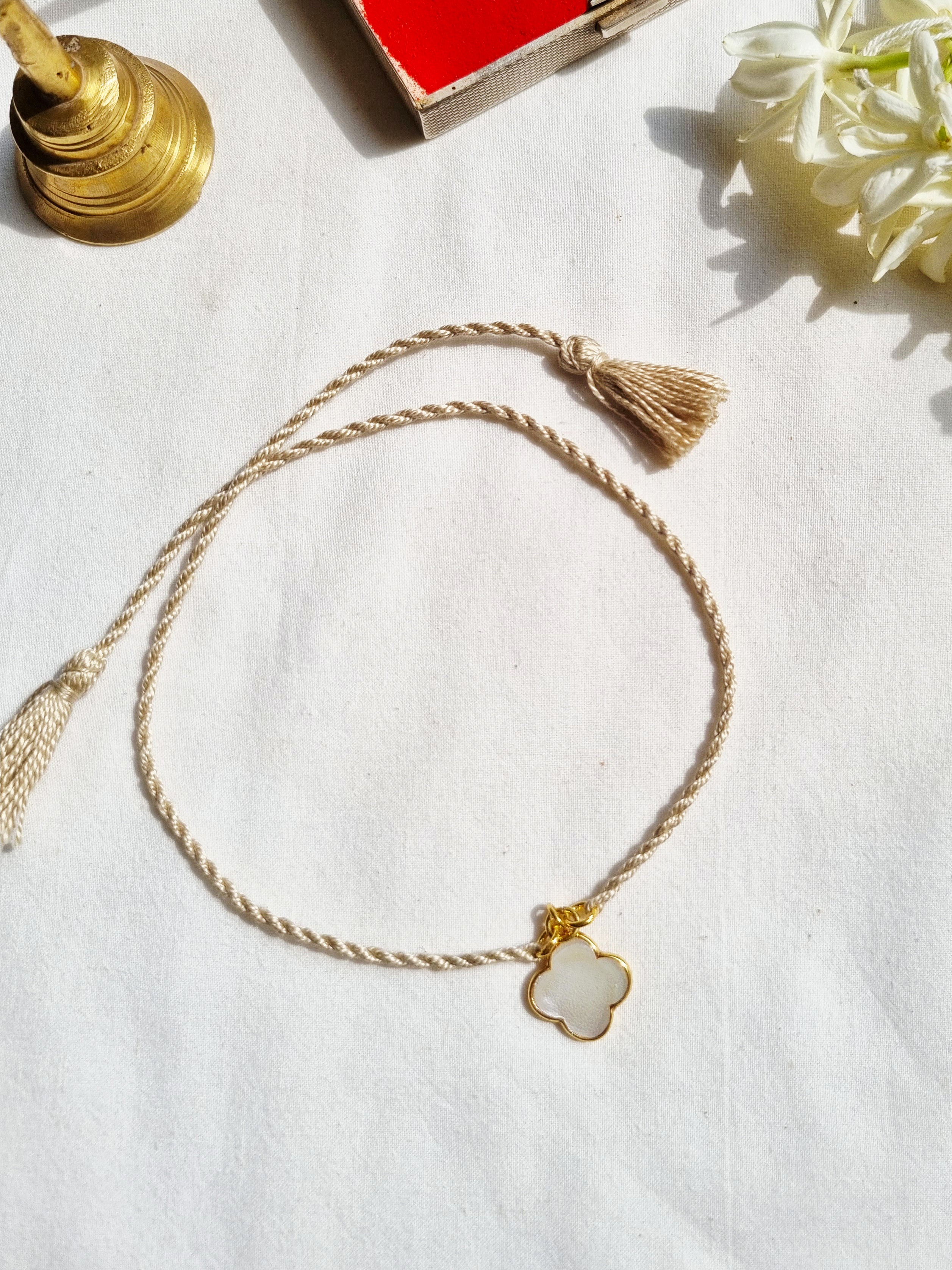 kasana - White Moonstone Clover Charm Rakhi
