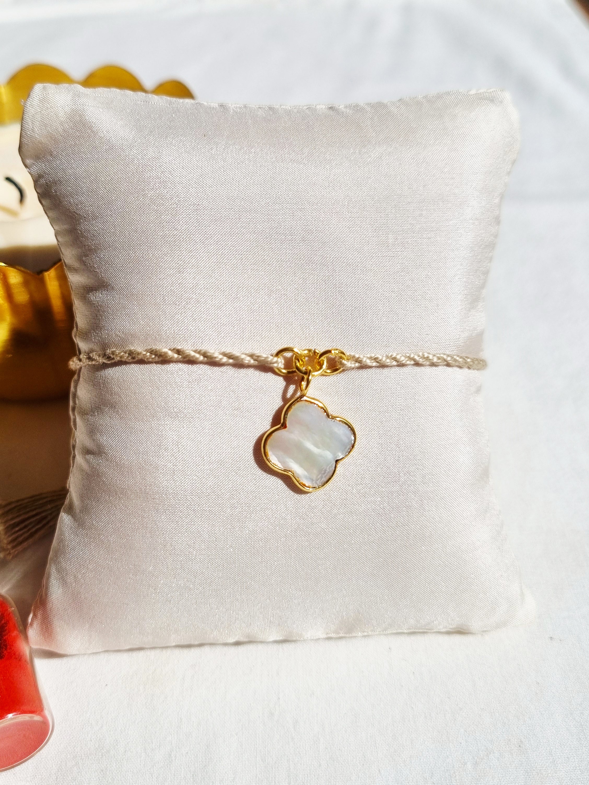 kasana - Mother of Pearl Clover Charm Rakhi