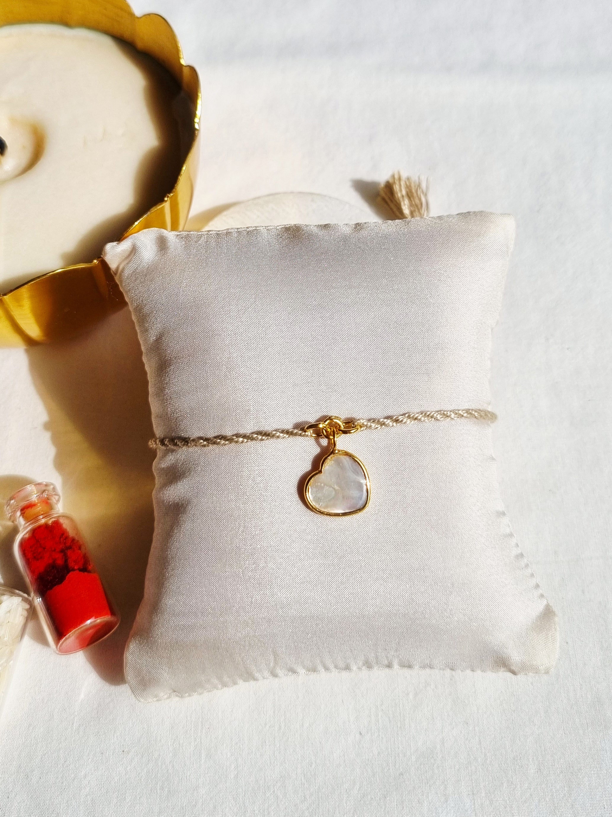 hart - Mother of Pearl Heart Charm Rakhi