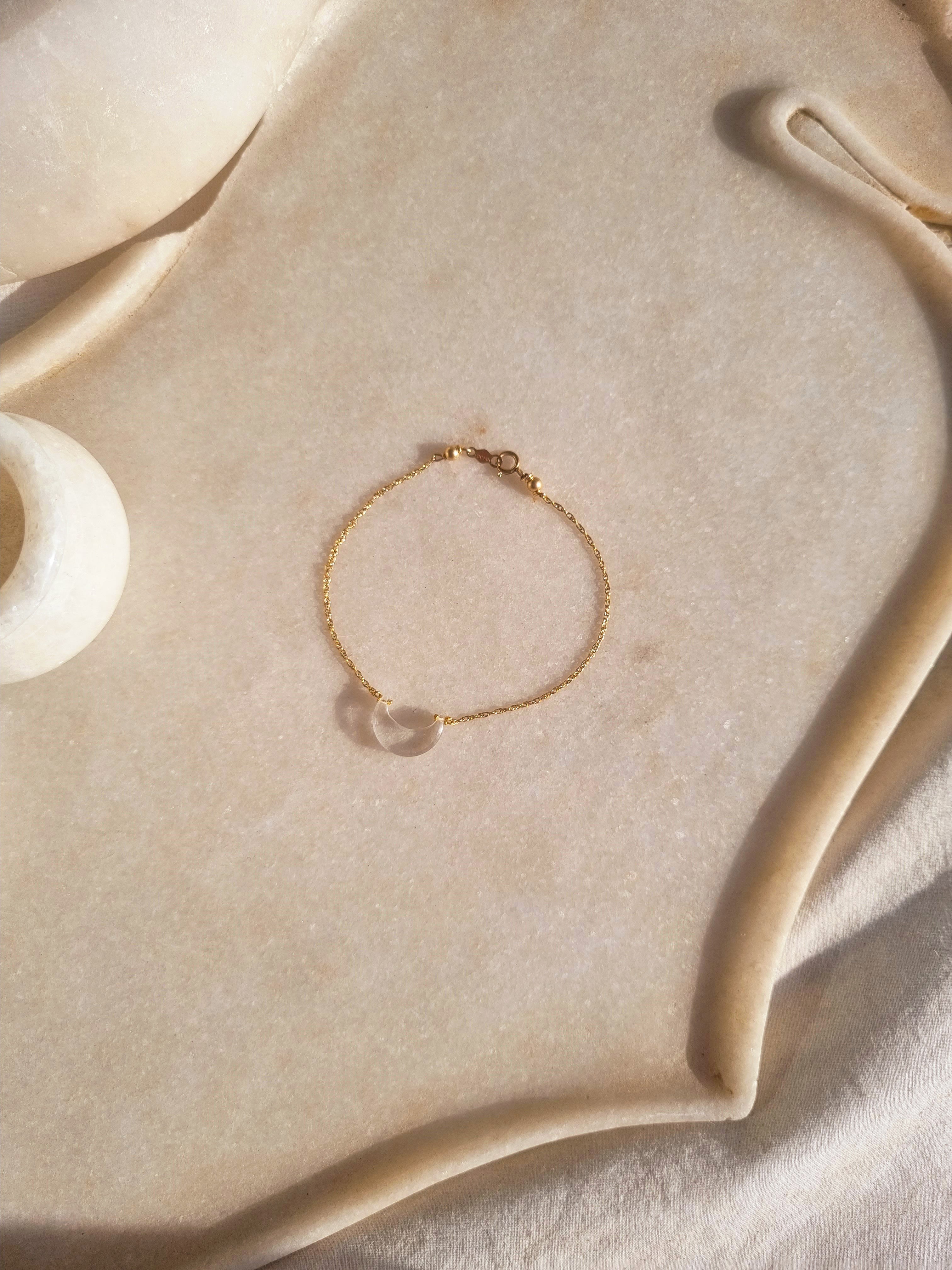 adhvaya - Clear quartz Luna Bracelet