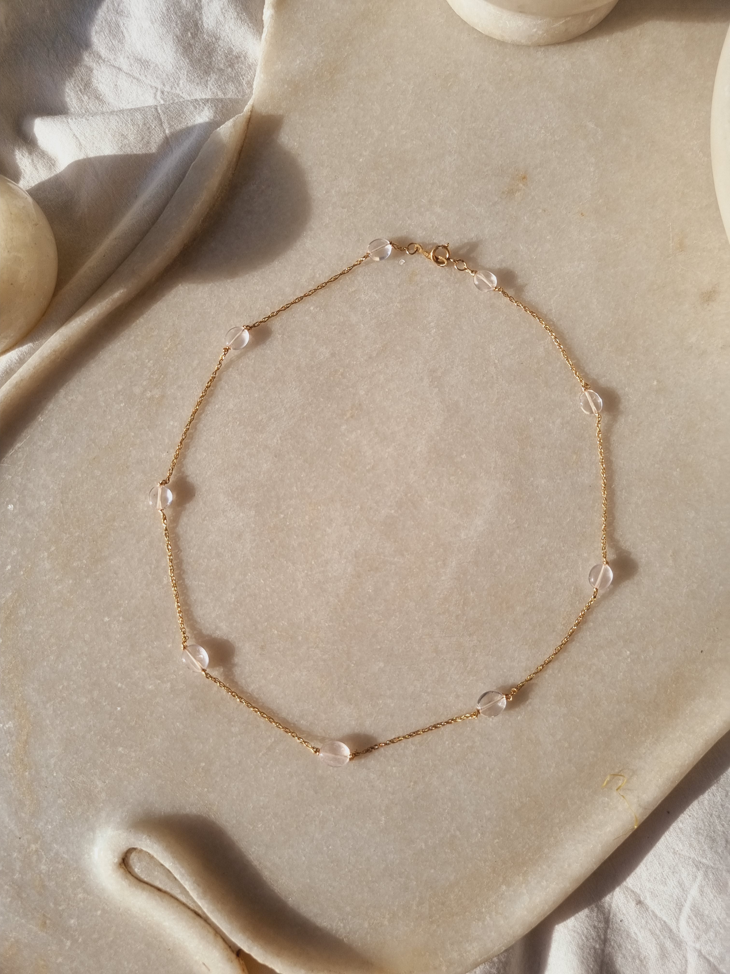 naveti - Rose Quartz Oval choker