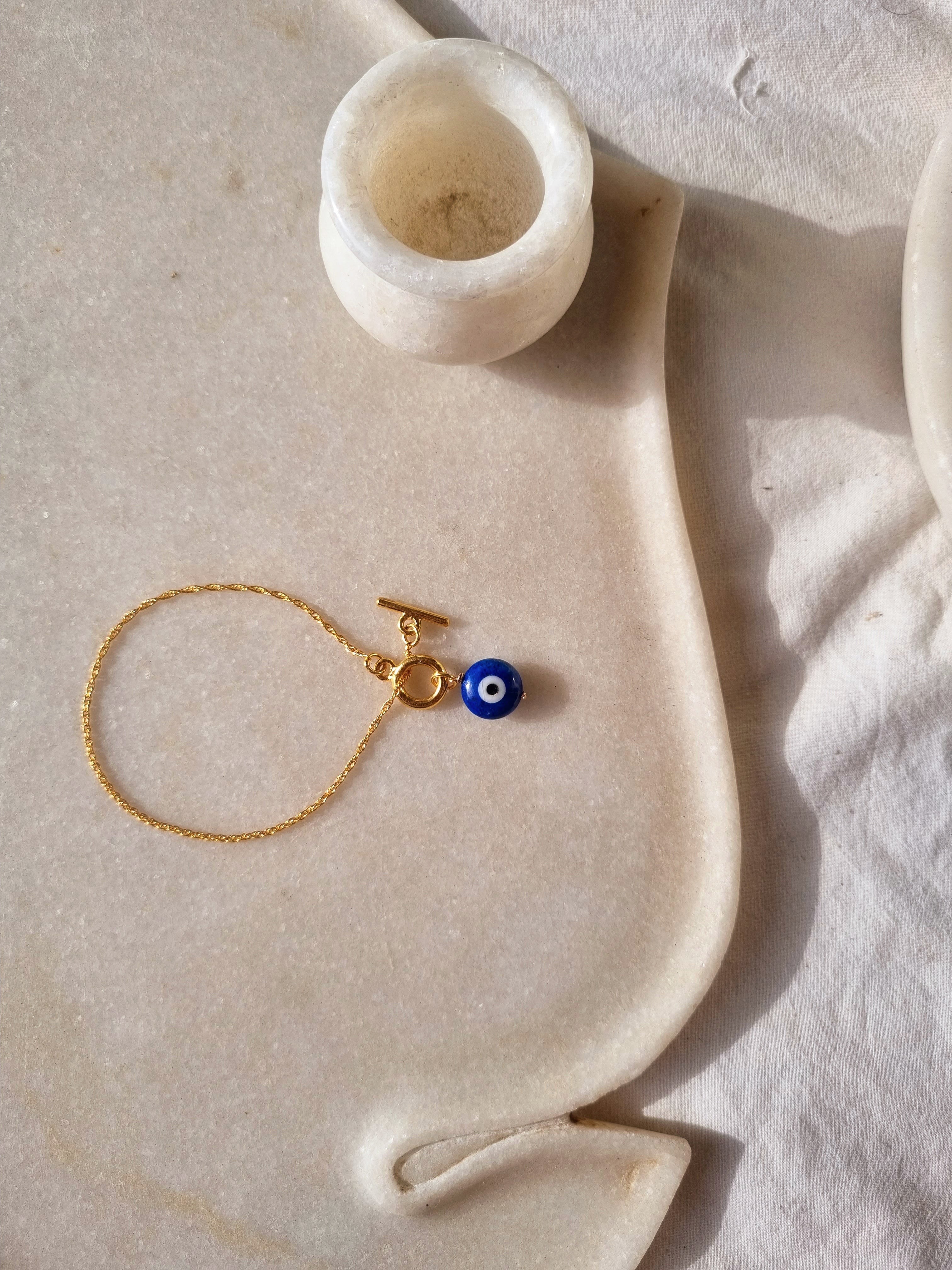 vedana - Lapis Lazuli Evil Eye Toggle Bracelet