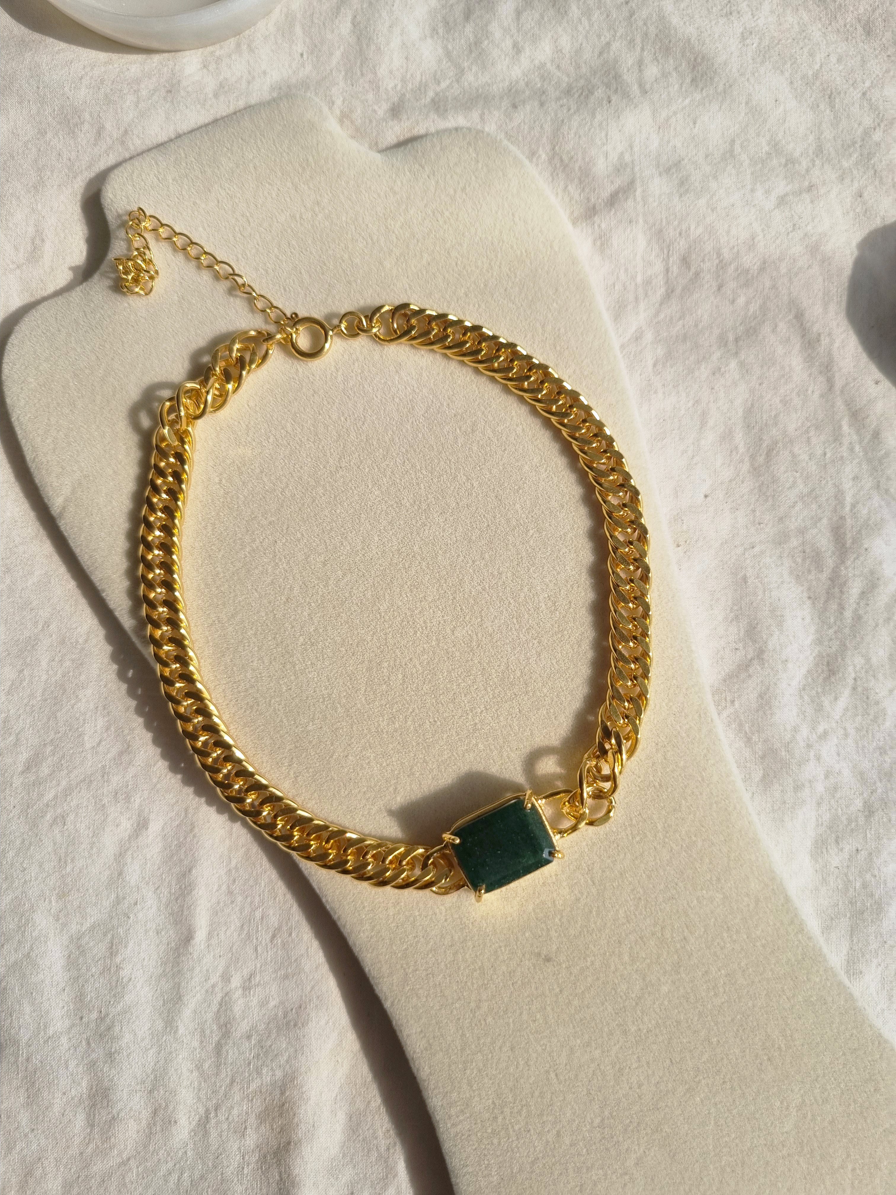 paniy - Aventurine Cushion Curb Choker