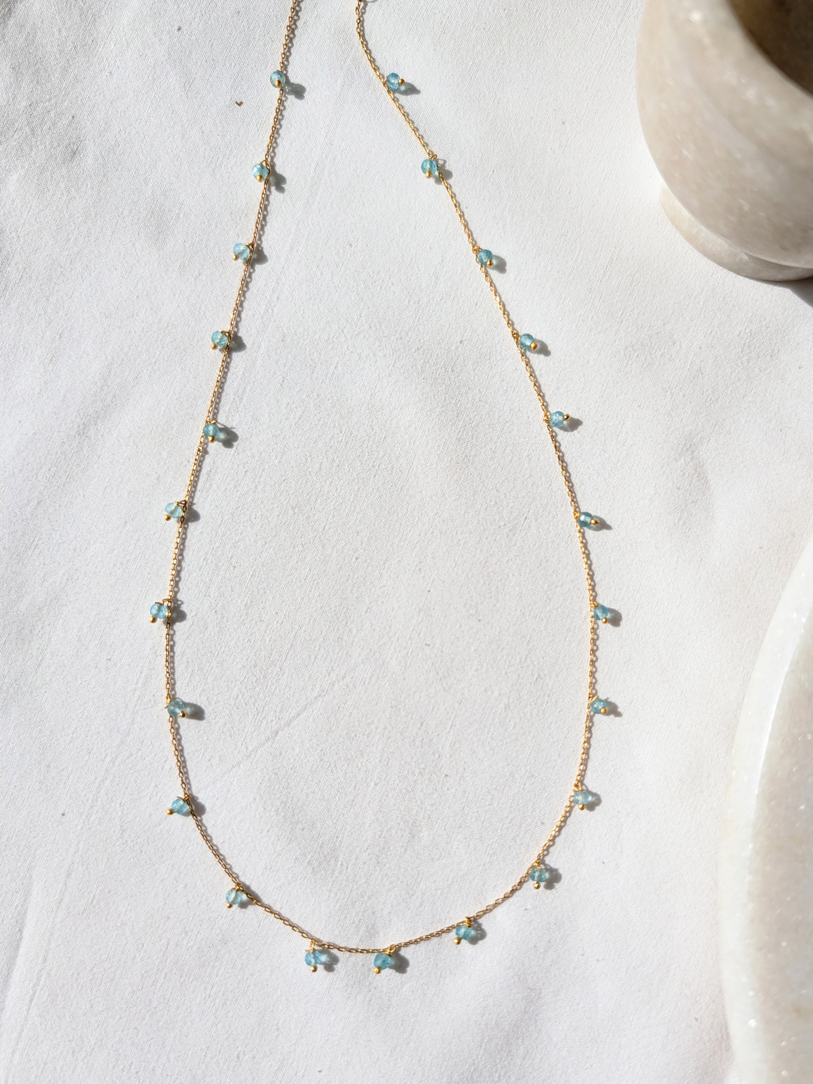 apit - Apatite Baati Drop choker