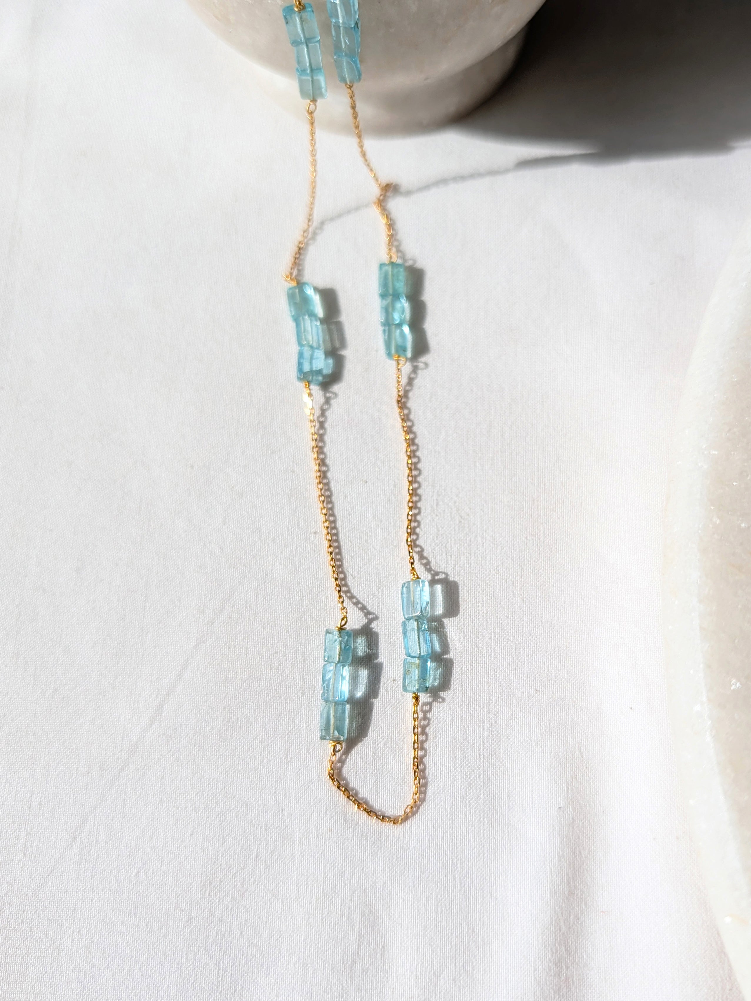 sarva - Apatite Tube Choker