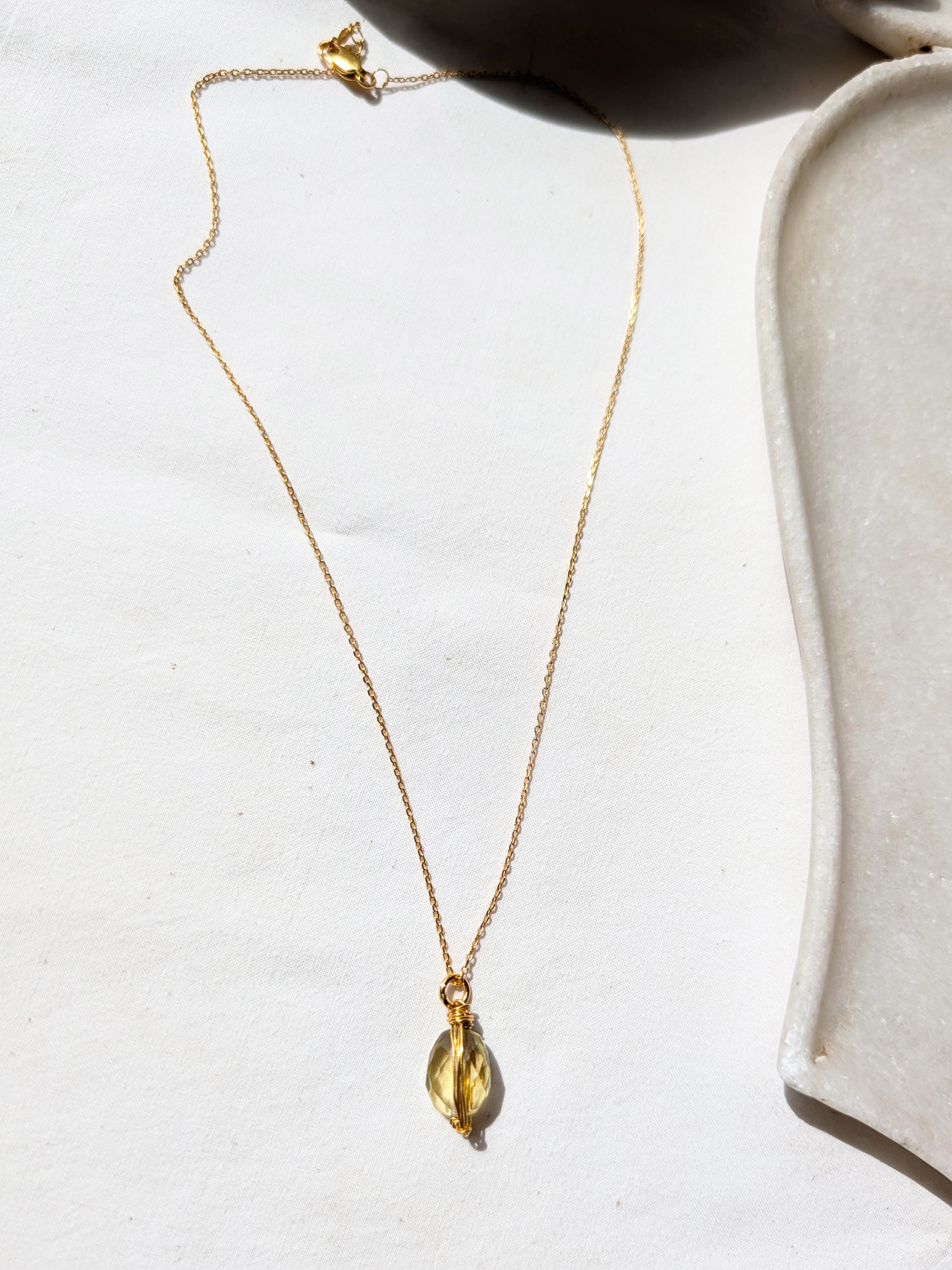 aurah - Lemon Quartz Wire Wrap Pendant