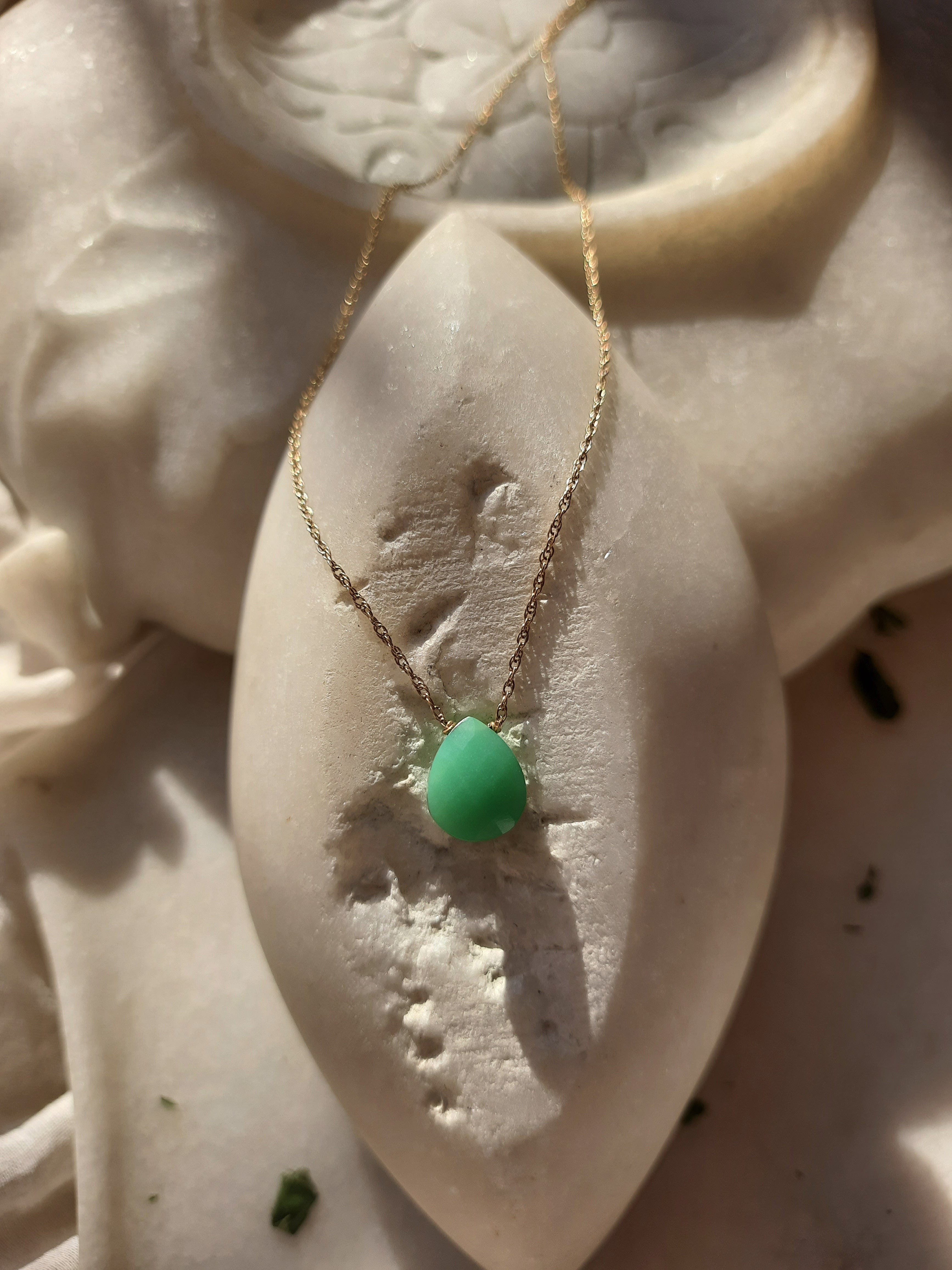 iyate - Chrysoprase Almond Drop Pendant