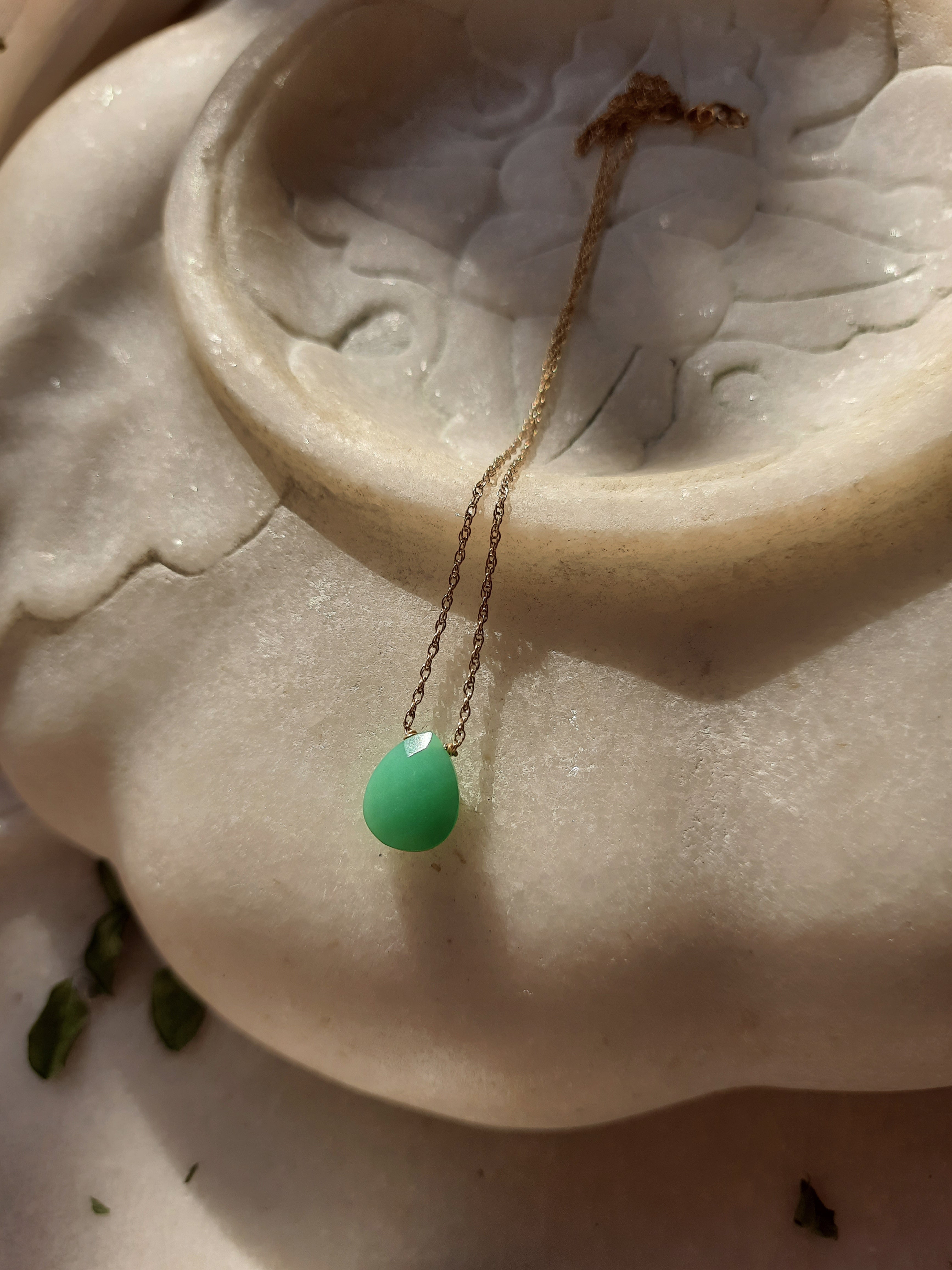 iyate - Chrysoprase Almond Drop Pendant