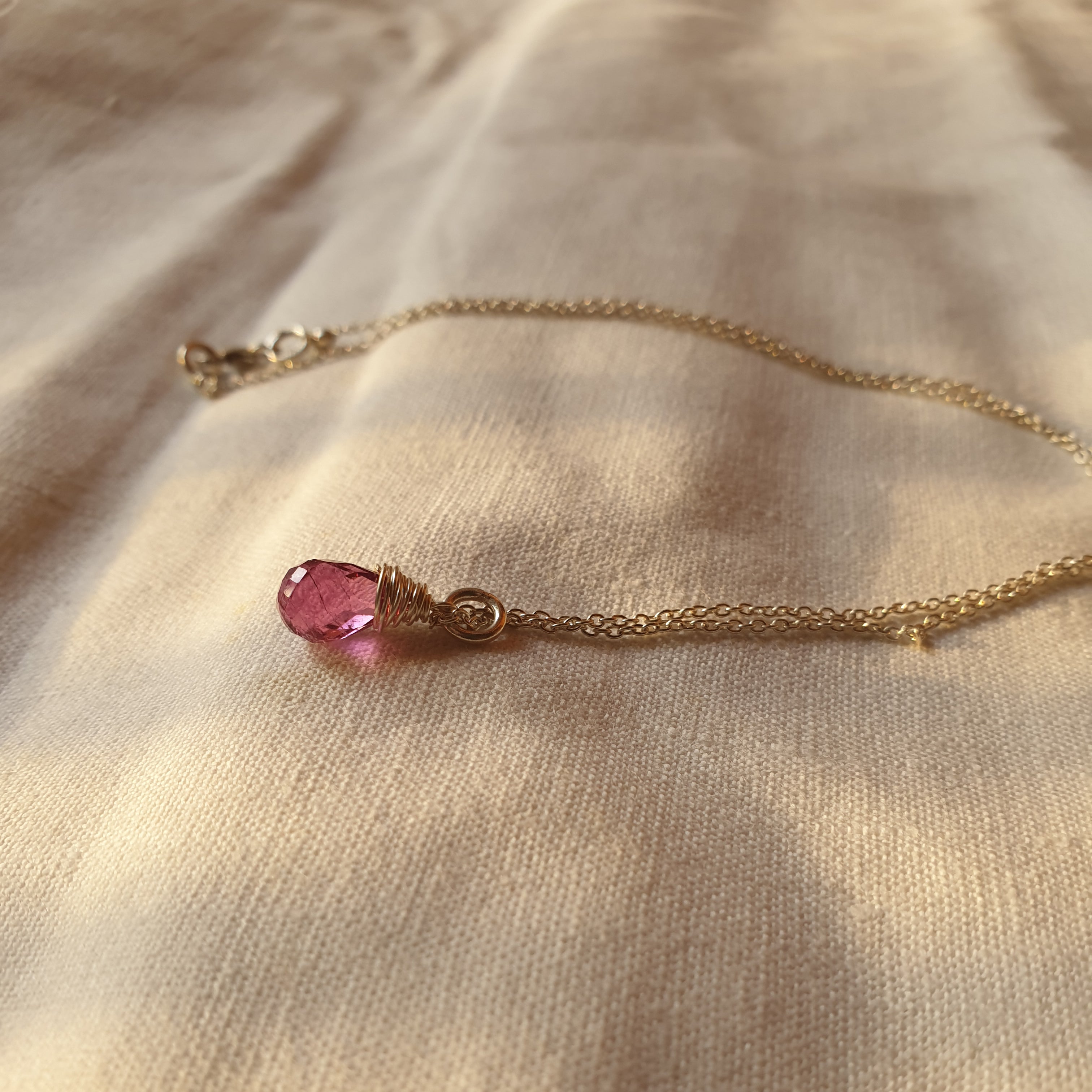 visno - Pink Tourmaline Teardrop Pendant