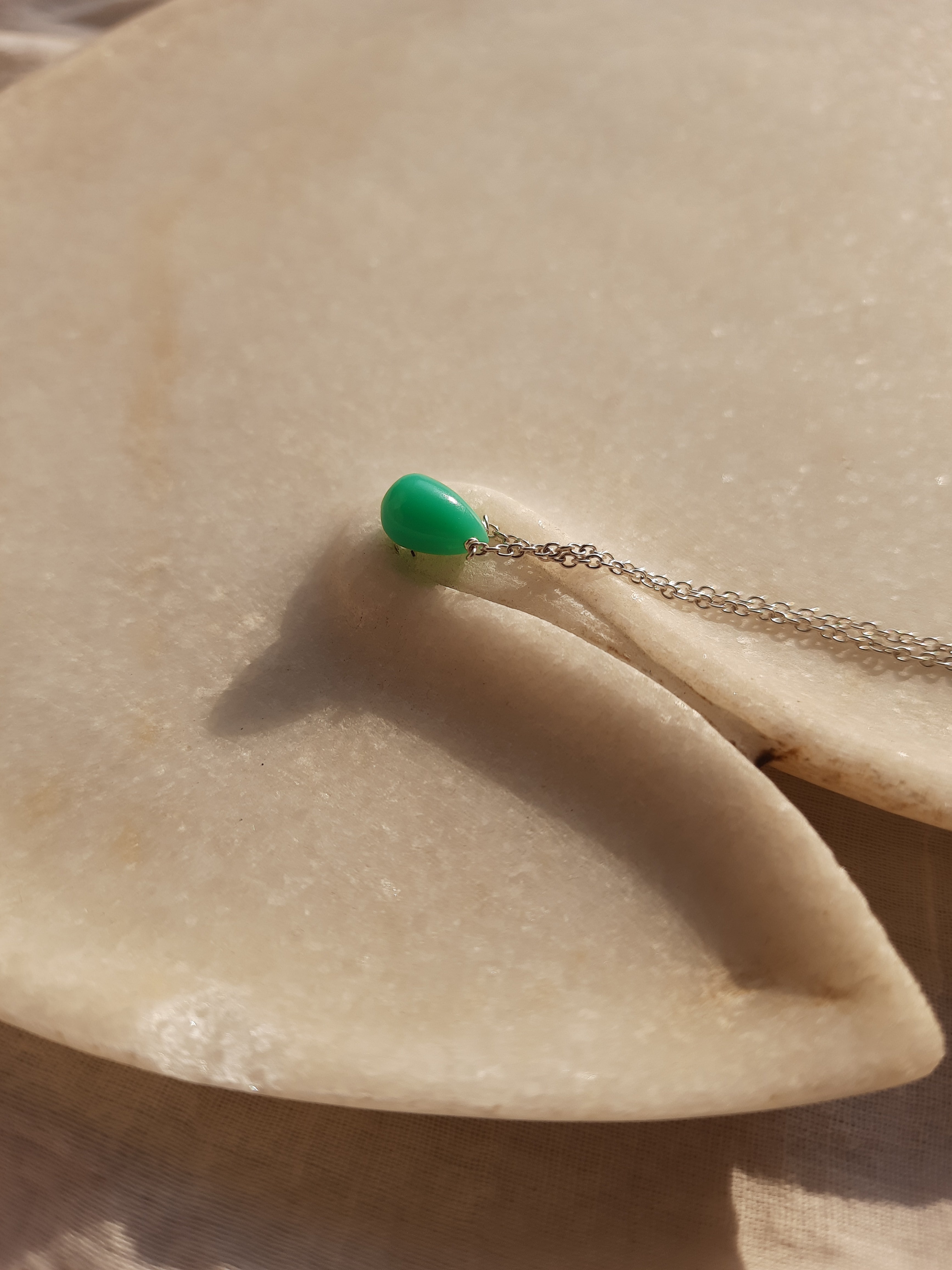 visno - Chrysoprase Teardrop Pendant