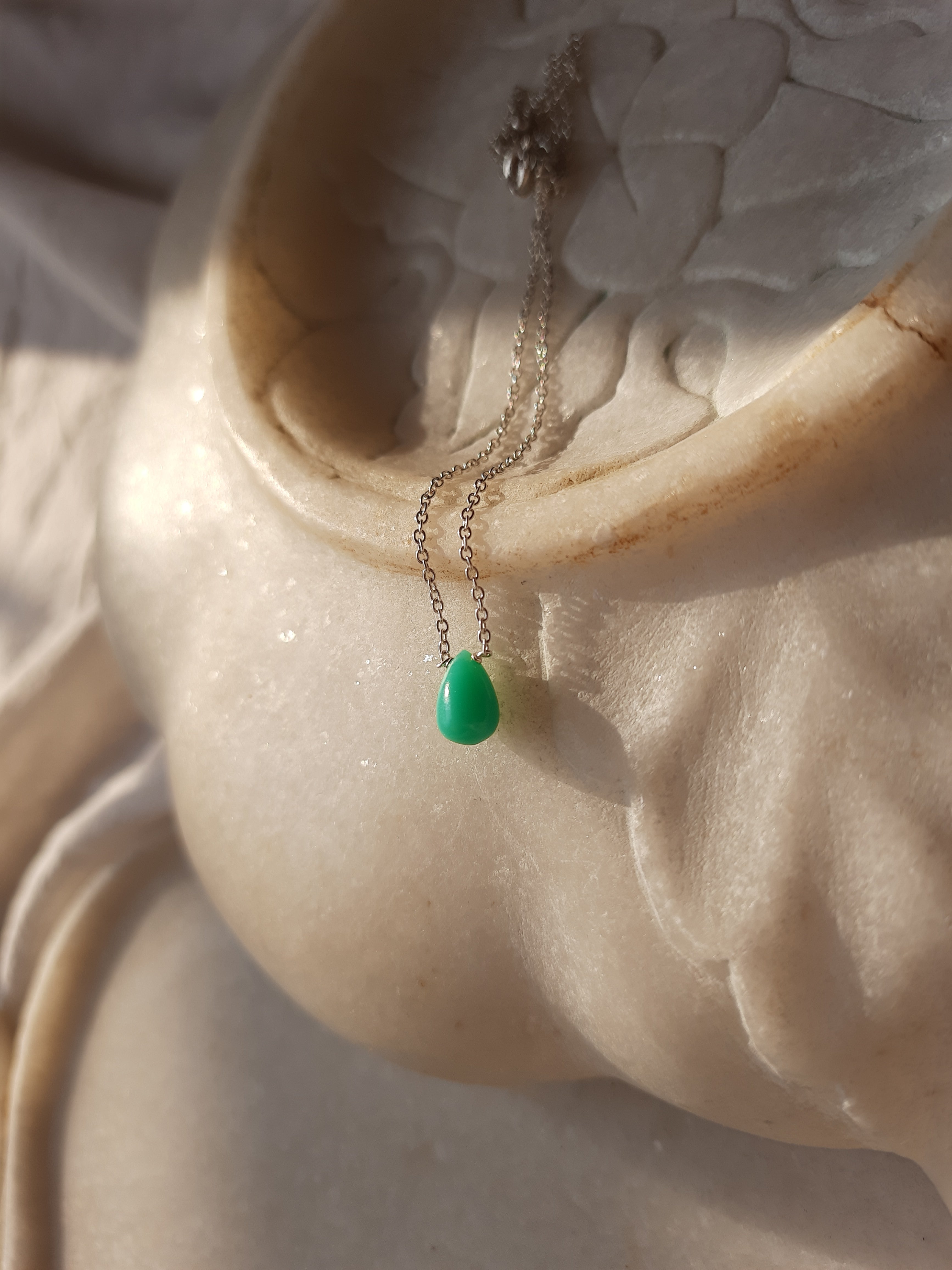 visno - Chrysoprase Teardrop Pendant