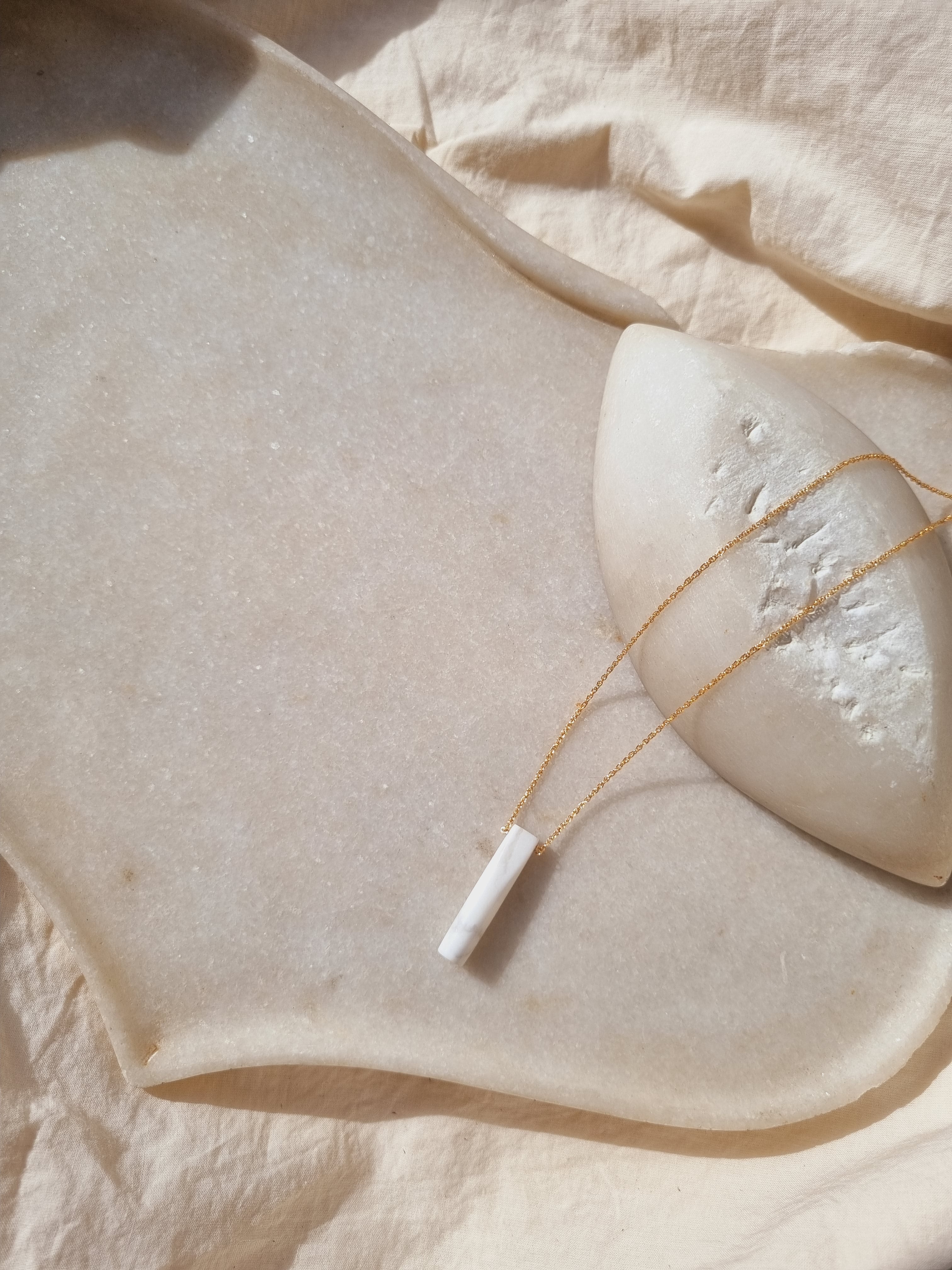 sarat - Howlite Barrel Pendant