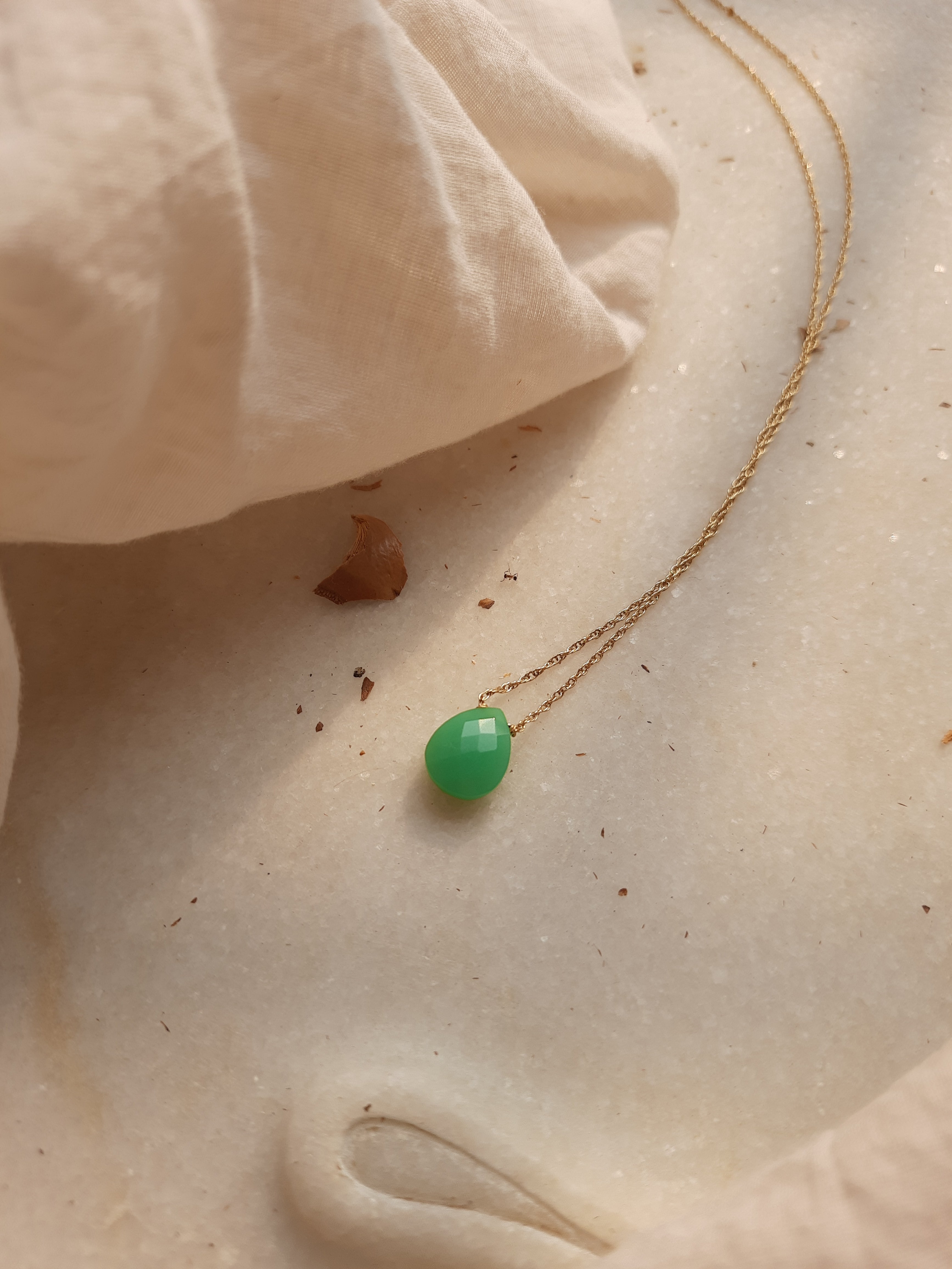 iyate - Chrysoprase Almond Drop Pendant